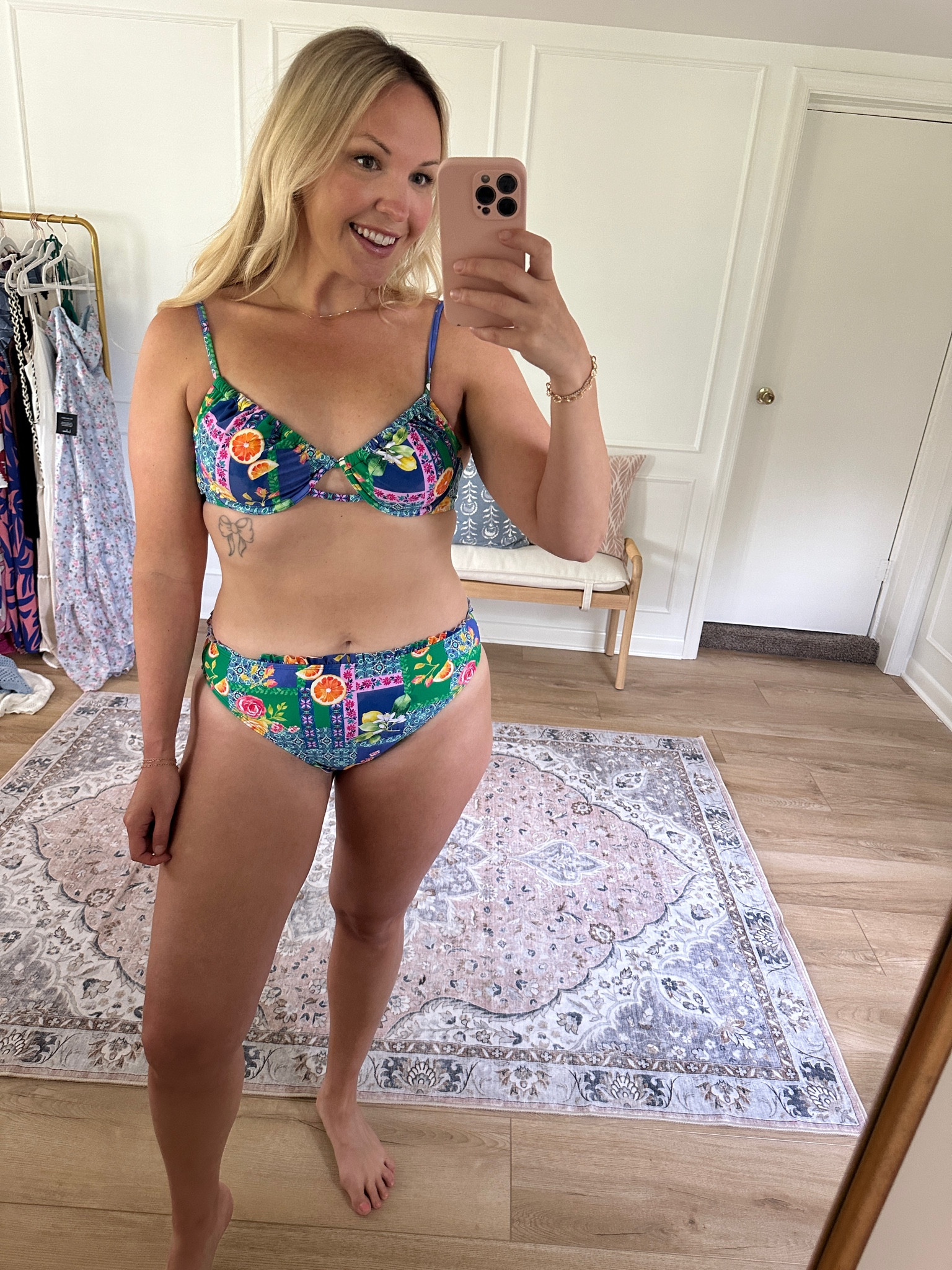 This looks so high end! I love the print, it’s a little cheeky and it runs TTS 

#LTKSwim #LTKMidsize #LTKSeasonal