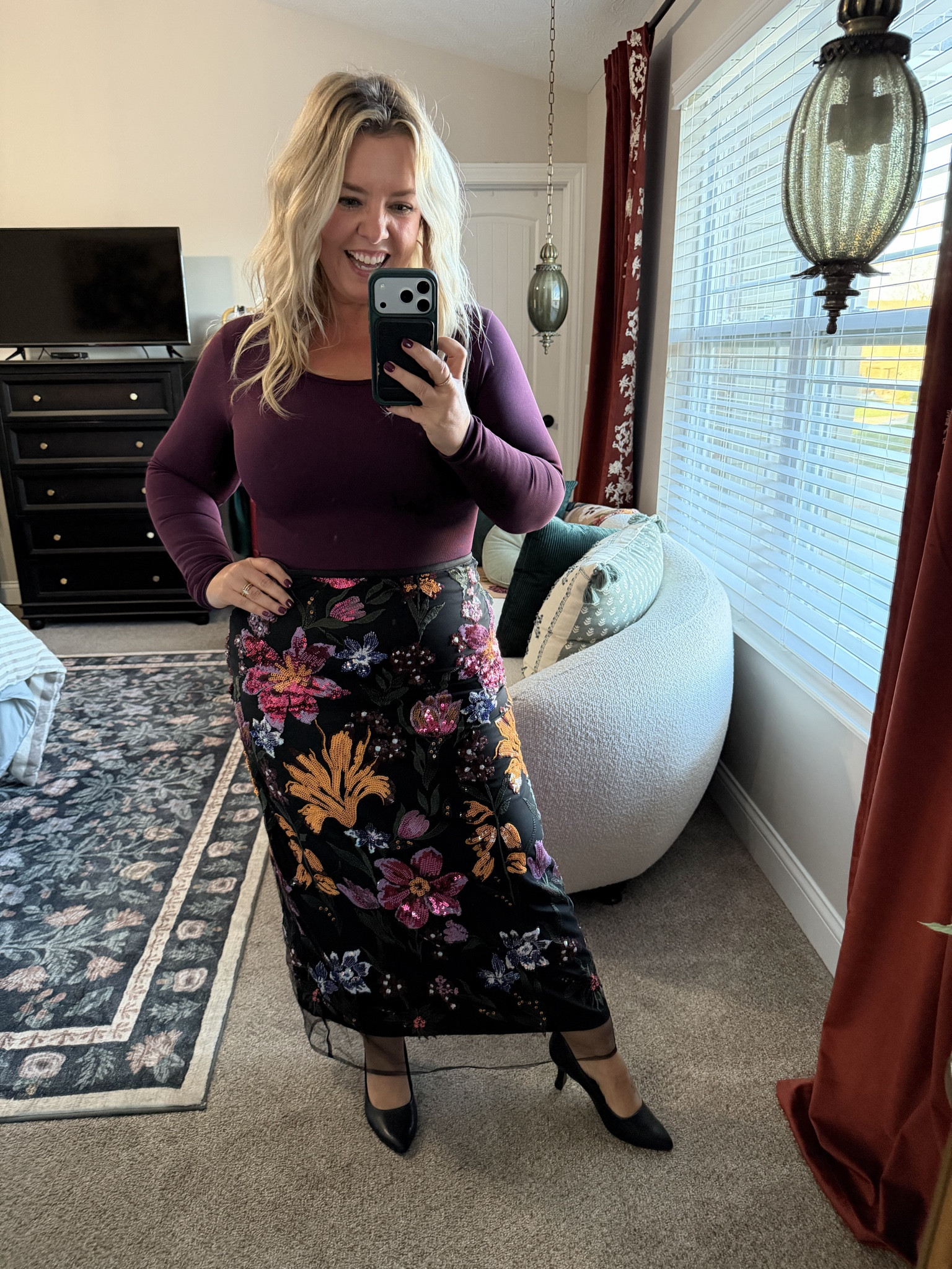 This floral sequin skirt is my entire personality now!!! It’s AMAZING!!! I sized up to an XL from my usual lg in the skirt, wearing my true lg in the Walmart bodysuit top!

The skirt is from Shein so I linked everything from my recent Shein order as I know that site scares some people but I sorted through the not so great stuff to find you all the GREAT ones! Scroll my LTK to see them all styled & remember Shein offers FREE returns so don’t be scared to try them! 

Think New Years Eve!!

#LTKHoliday #LTKMidsize #LTKPetite