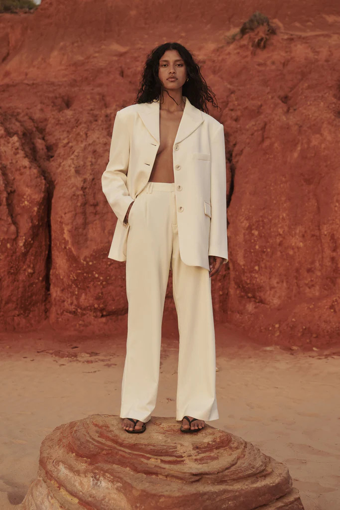 LIV CREAM BOYFRIEND BLAZER | DISSH