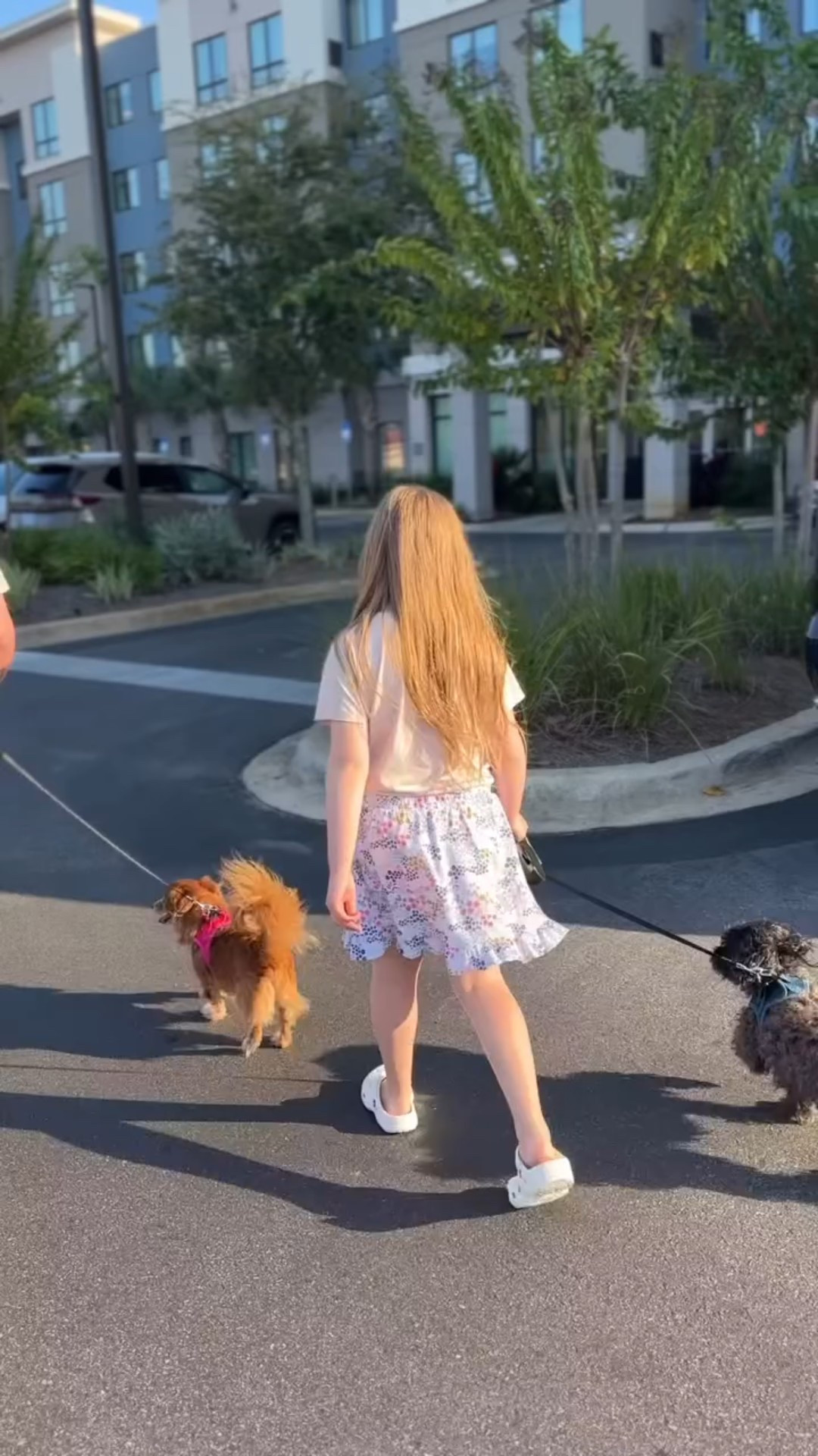 SO many memories were made during our family trip to @destinfwb! #hosted Destin-Fort Walton Beach has long been a favorite destination of ours 🌊🐬🏝️ Meredith wanted to head back for her birthday and it was Maximus’s first time seeing the ocean which made this trip extra special. 🐚☀️
 
Destin-Fort Walton Beach is an amazing family friendly beach destination. Located in the panhandle of #florida, there is something for all ages to enjoy and they do a great job offering activities that get families out and into the water. A great resource to check out  is the Little Adventures program.
 
The Little Adventures Program offers a chat feature on Destin-Fort Walton Beach’s website where trained local moms assist families in selecting and booking their packs and plans. Guests can chat one-on-one with scouts, review several family approved adventures and pick what fits their family’s interests and ages.
 
Head to our blog www.charlieandcrewlife.com to see our week of Little Adventures with @destinfwb 🏝️🐬🌊☀️🐚
#DestinFWBPartner #DestinFWB #VentureOut #AdventurePack #Destin #FortWaltonBeach