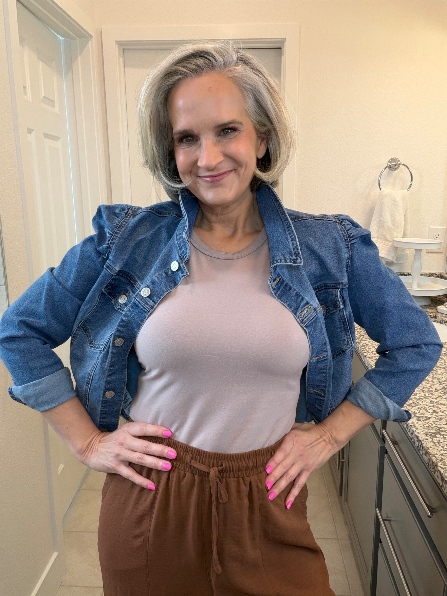 Better basics make a better outfit!

Over 40 fashion/ affordable style / elevated chic / effortless style / spring fashion / spring style / casual chic / style over 50/ 


#LTKOver40 #LTKootd