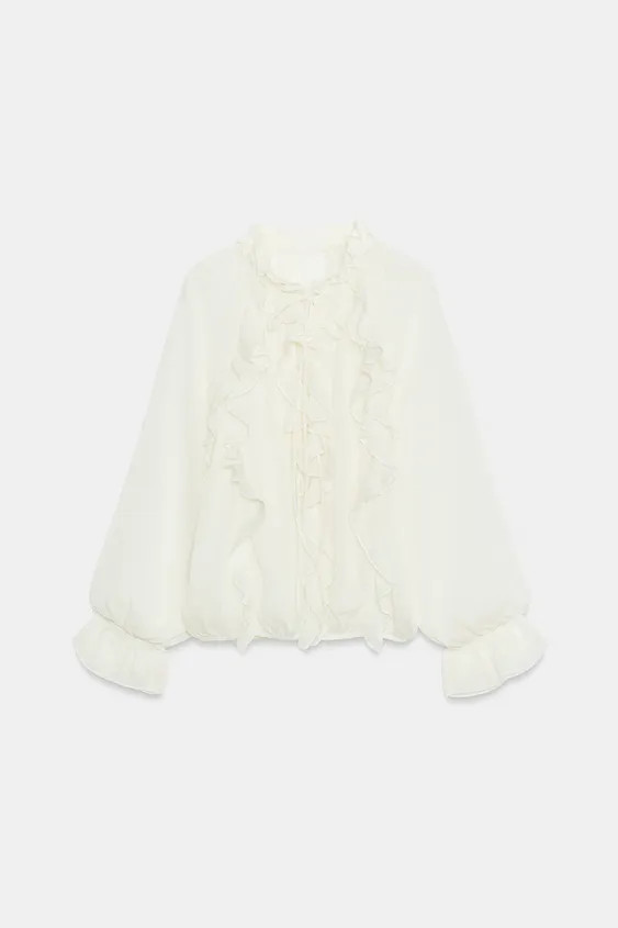 Model height: 178 cmRound neck top with long sleeves finished with elastic cuffs. Featuring match... | Zara NL