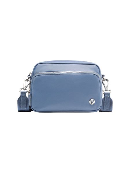 Everywhere Crossbody Bag 2L | Lululemon (US)