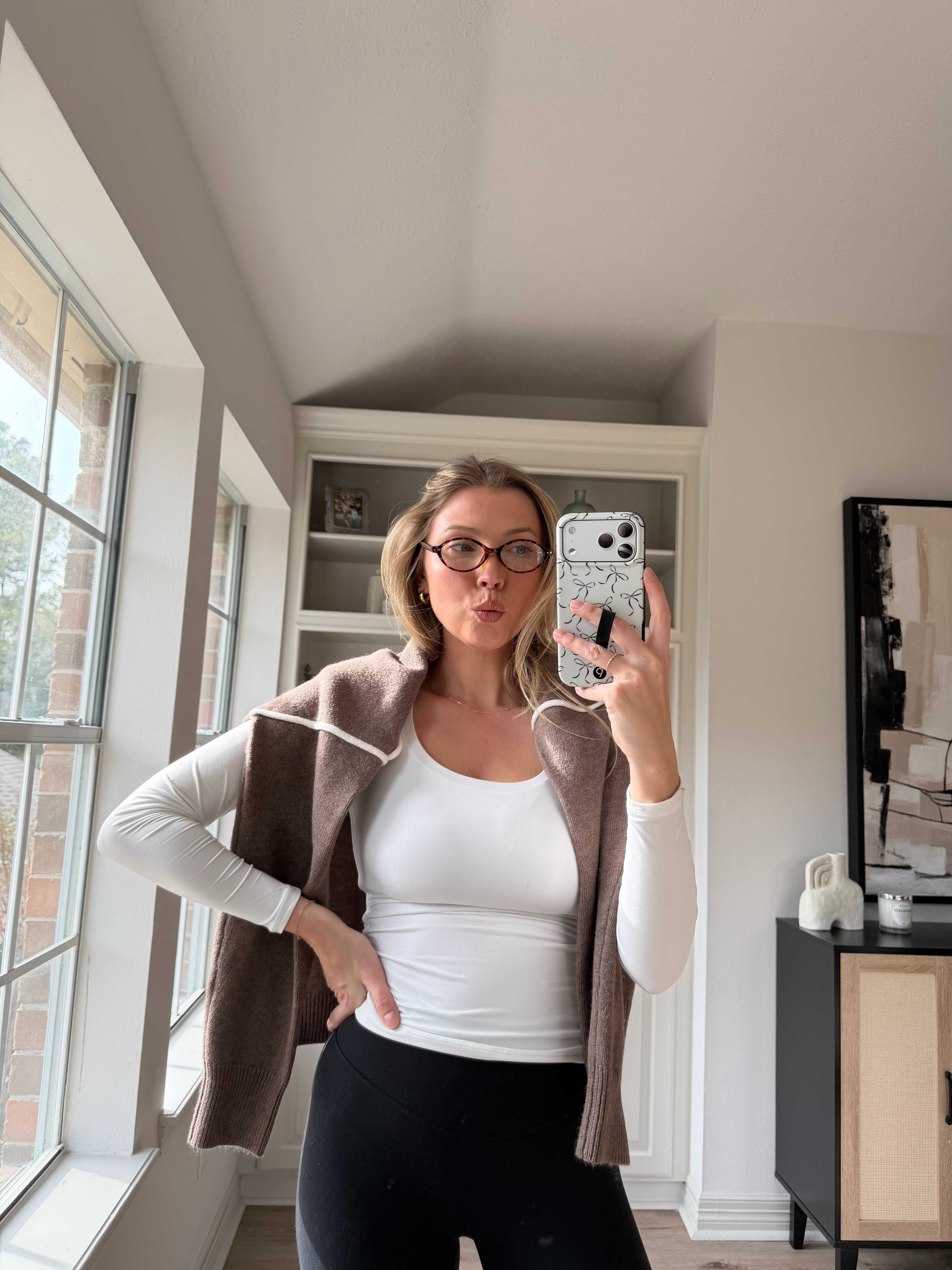 Cutest blue light glasses!  

 

#LTKFindsUnder50