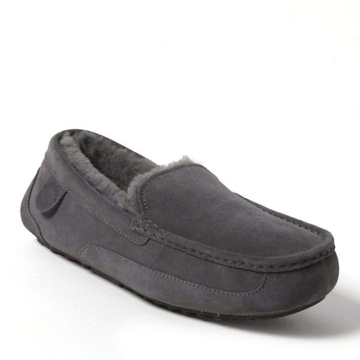 Men's Fireside by Dearfoams Melbourne Genuine Shearling Moccasin Slipper | Dearfoams