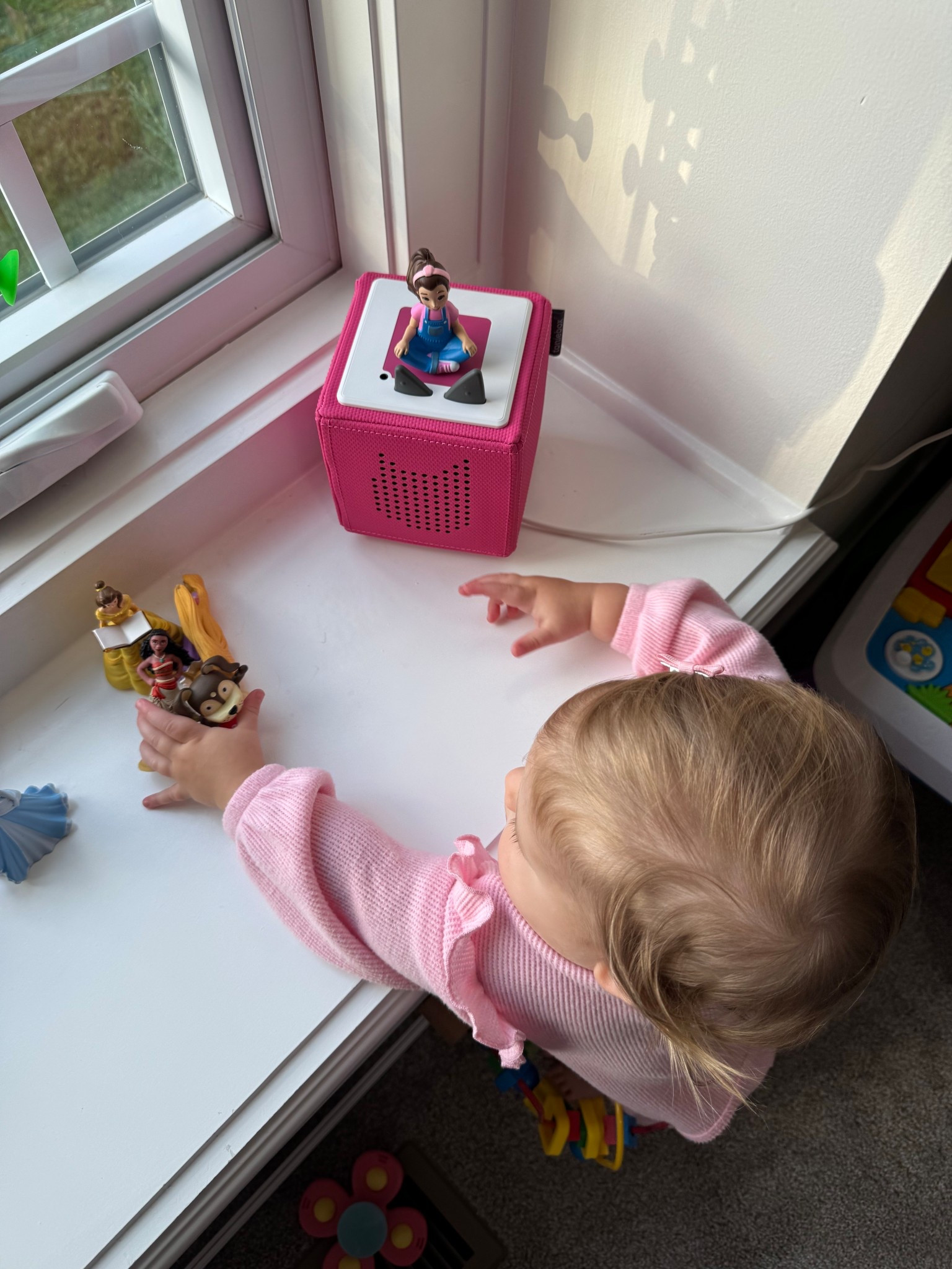 Toniebox on sale = add to cart immediately 👏🏼 It’s been part of Ruby’s daily routine since we got her one — she listens while I make breakfast or when she’s winding down before nap. Such a fun screen-free toy that actually grows with them 💕
#ltkkids #toddlerfavorites #toysale


#LTKFamily #LTKKids