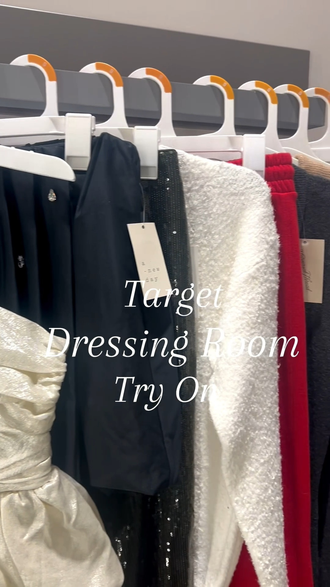 Target try on
Size small in everything 

#LTKStyleTip #LTKFindsUnder50 #LTKHoliday