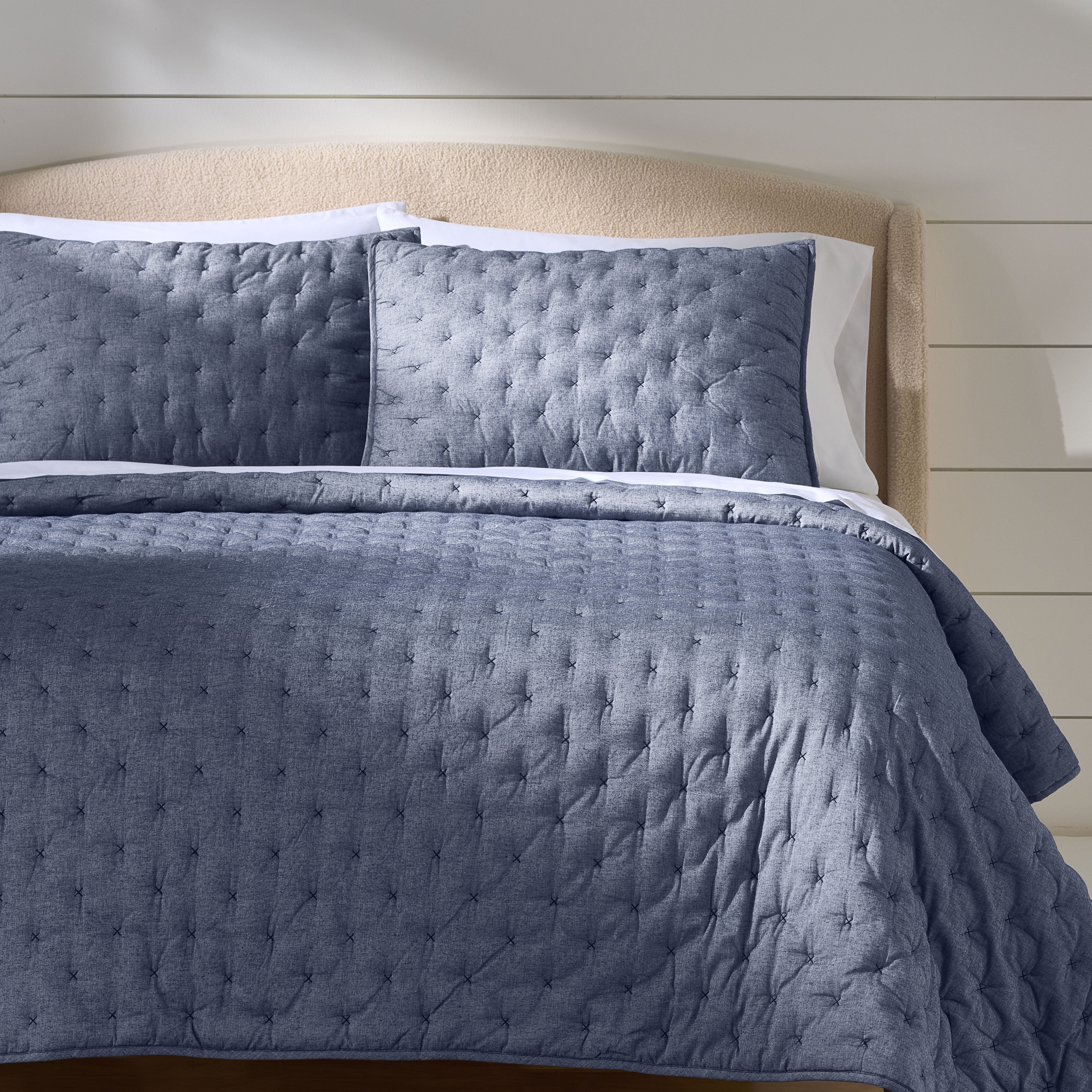 Better Homes & Gardens Indigo Chambray Quilt, Full/Queen - Walmart.com | Walmart (US)