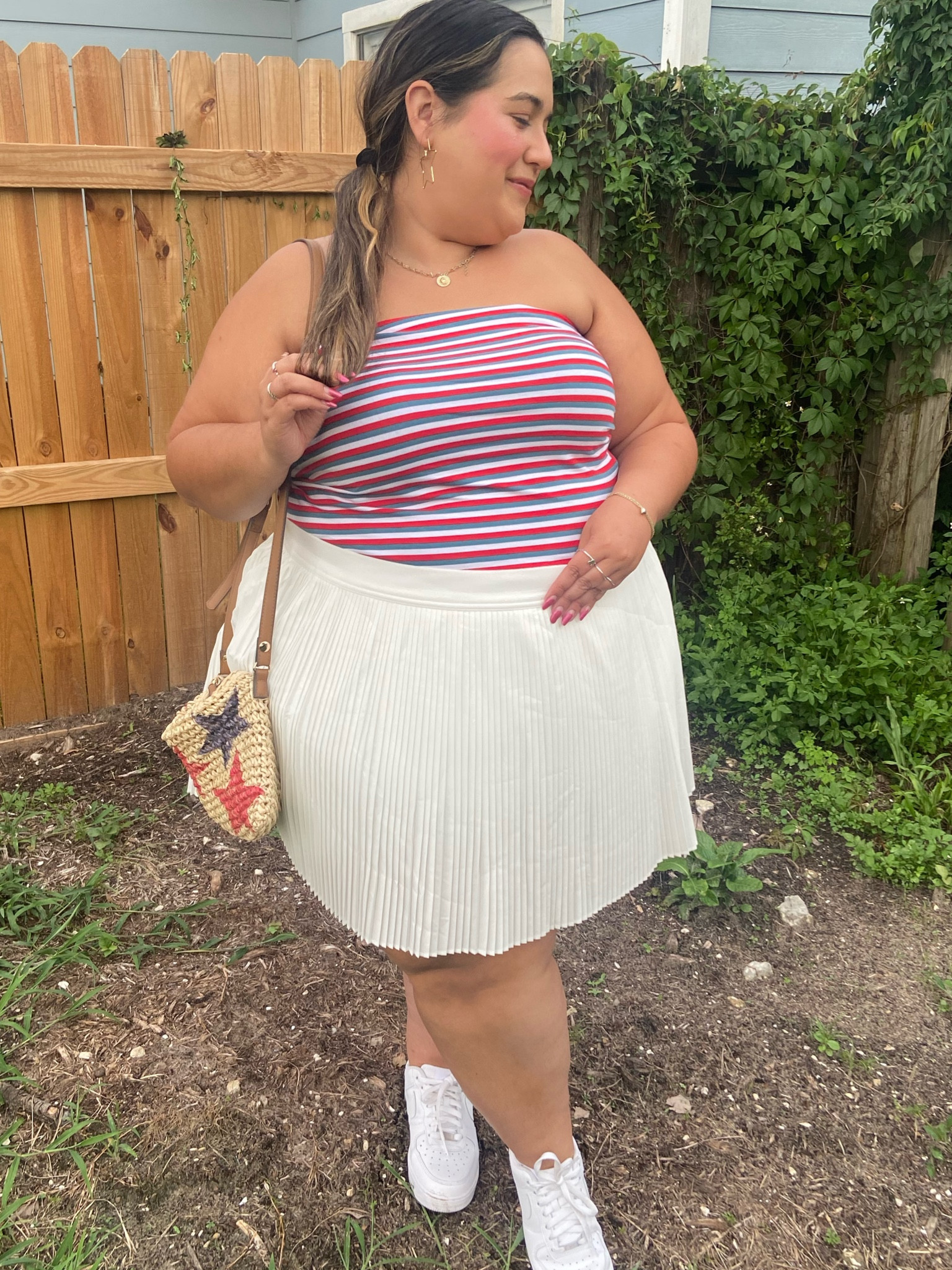 4th of July fit 🇺🇸🎇🌭
Get the whole for UNDER $35!!!! 

#LTKActive #LTKPlusSize #LTKSummerSales