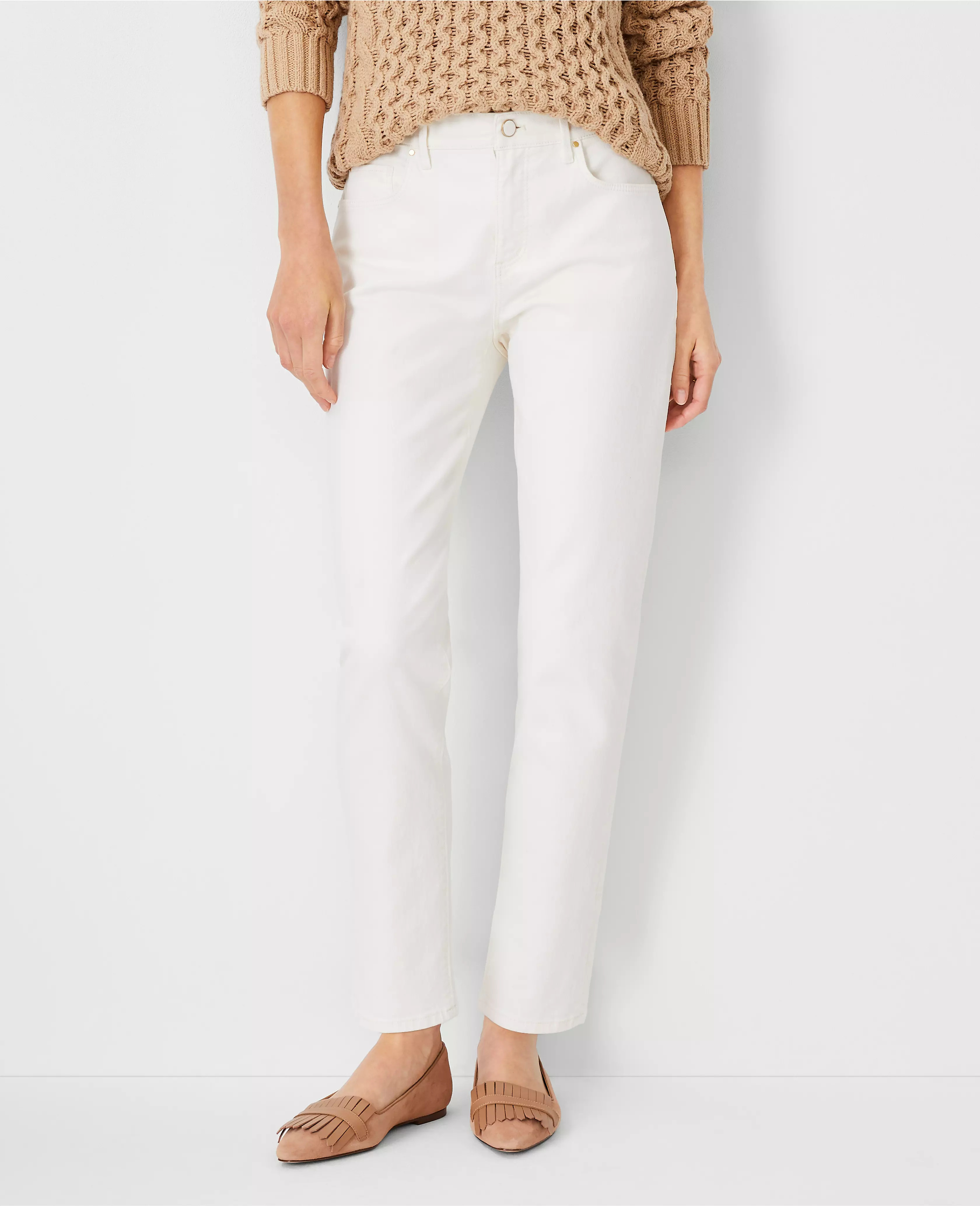 Sculpting Pocket Mid Rise Tapered Jeans in Ivory | Ann Taylor (US)
