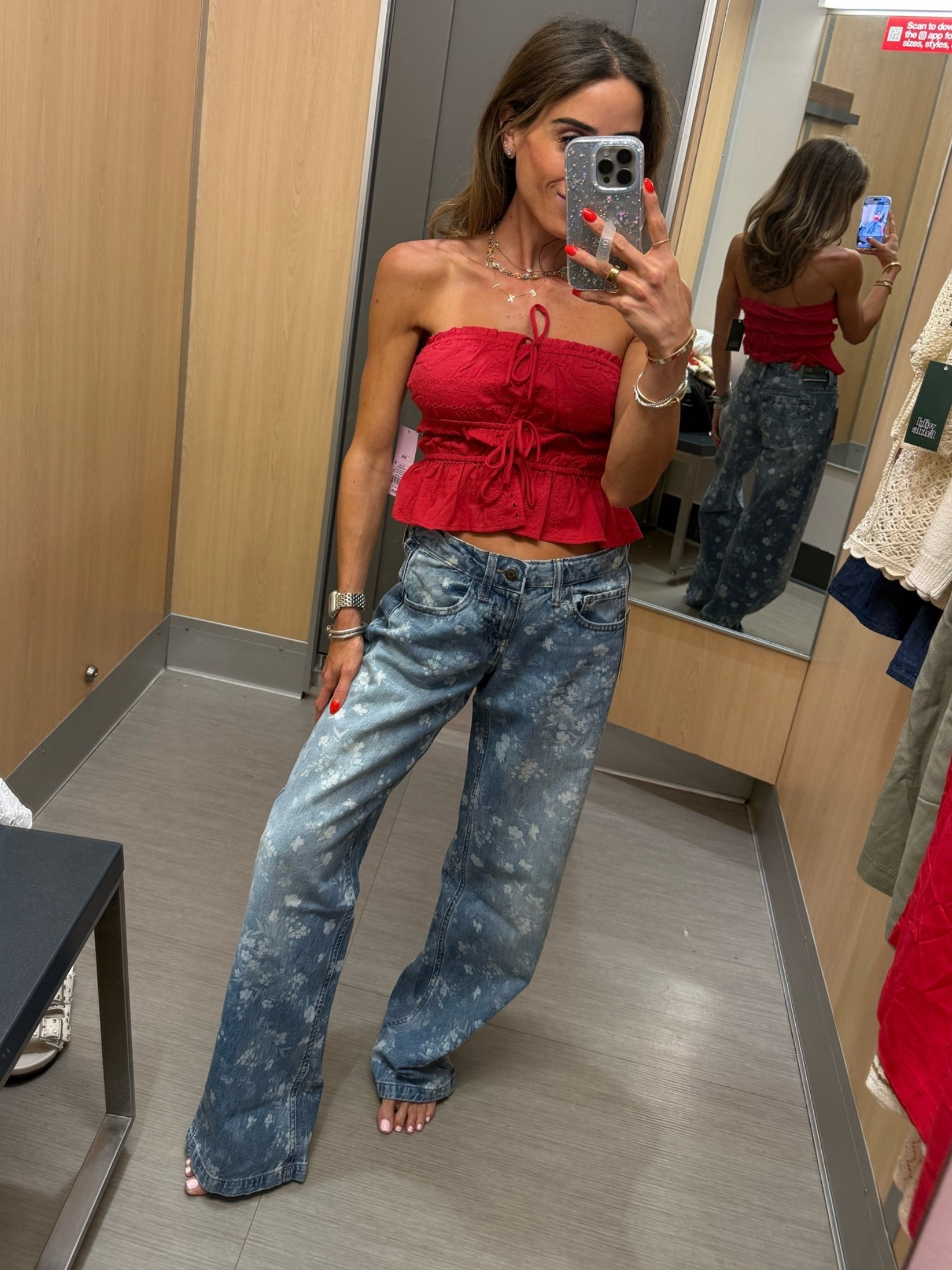 Cutest printed jeans for summer on sale! With red strapless top size xxs

#LTKootd #LTKPetite