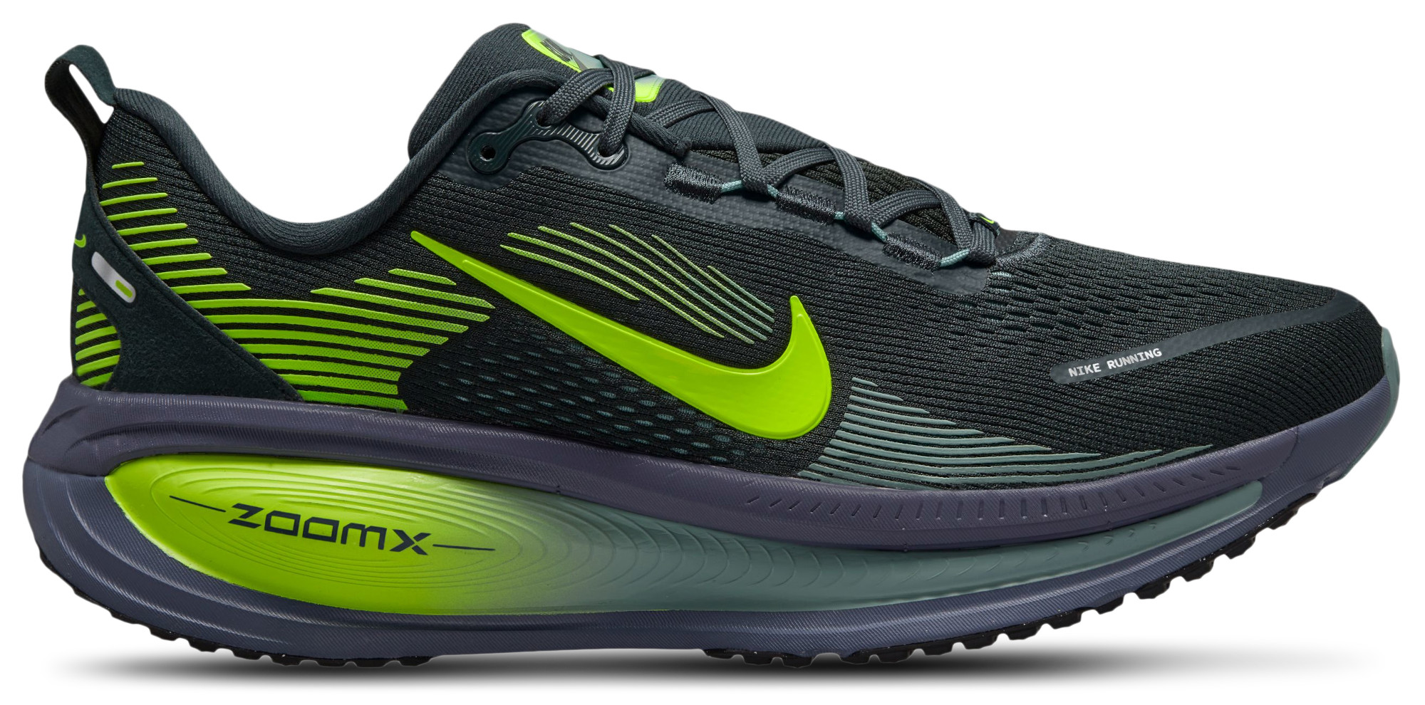 Nike Vomero 18 | Champs Sports