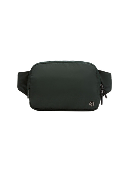 Everywhere Belt Bag Large with Long Strap 2L | Men's Bags,Purses,Wallets | lululemon | Lululemon (US)