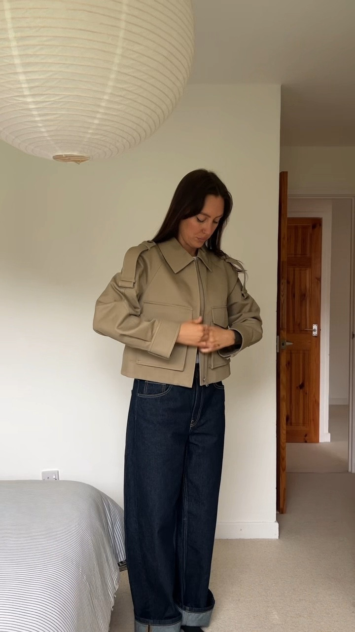 Easy outfit for the busy mums 💘 #basicoutfit #mumoutfit #easyoutfit 

#LTKjeans #LTKuk #LTKspring