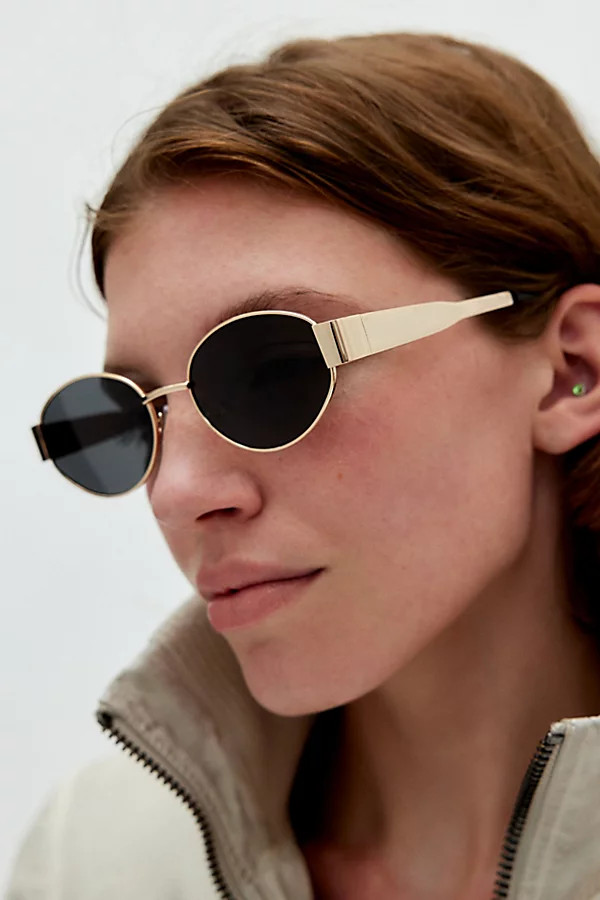 Agent Slim Oval Sunglasses in Gold, Women's at Urban Outfitters | Urban Outfitters (US and RoW)