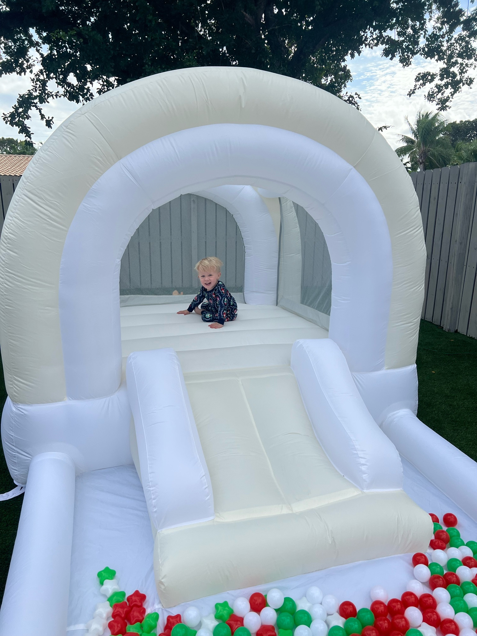 bounce house!!! 

#LTKHoliday #LTKGiftGuide