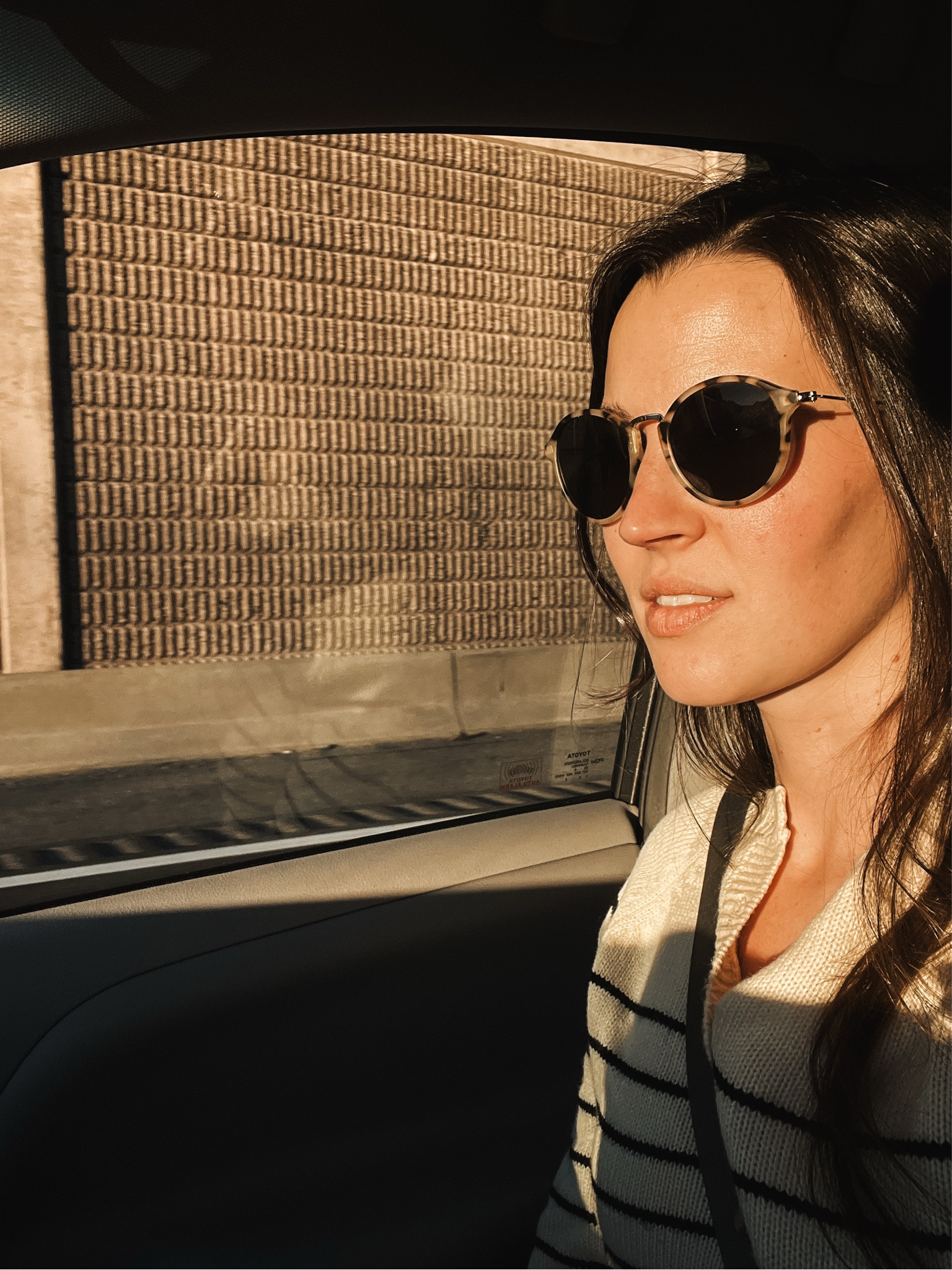 Easily one of my favorite pairs of sunglasses 🕶️ And they’re only $15! 

#LTKFindsUnder50 #LTKStyleTip