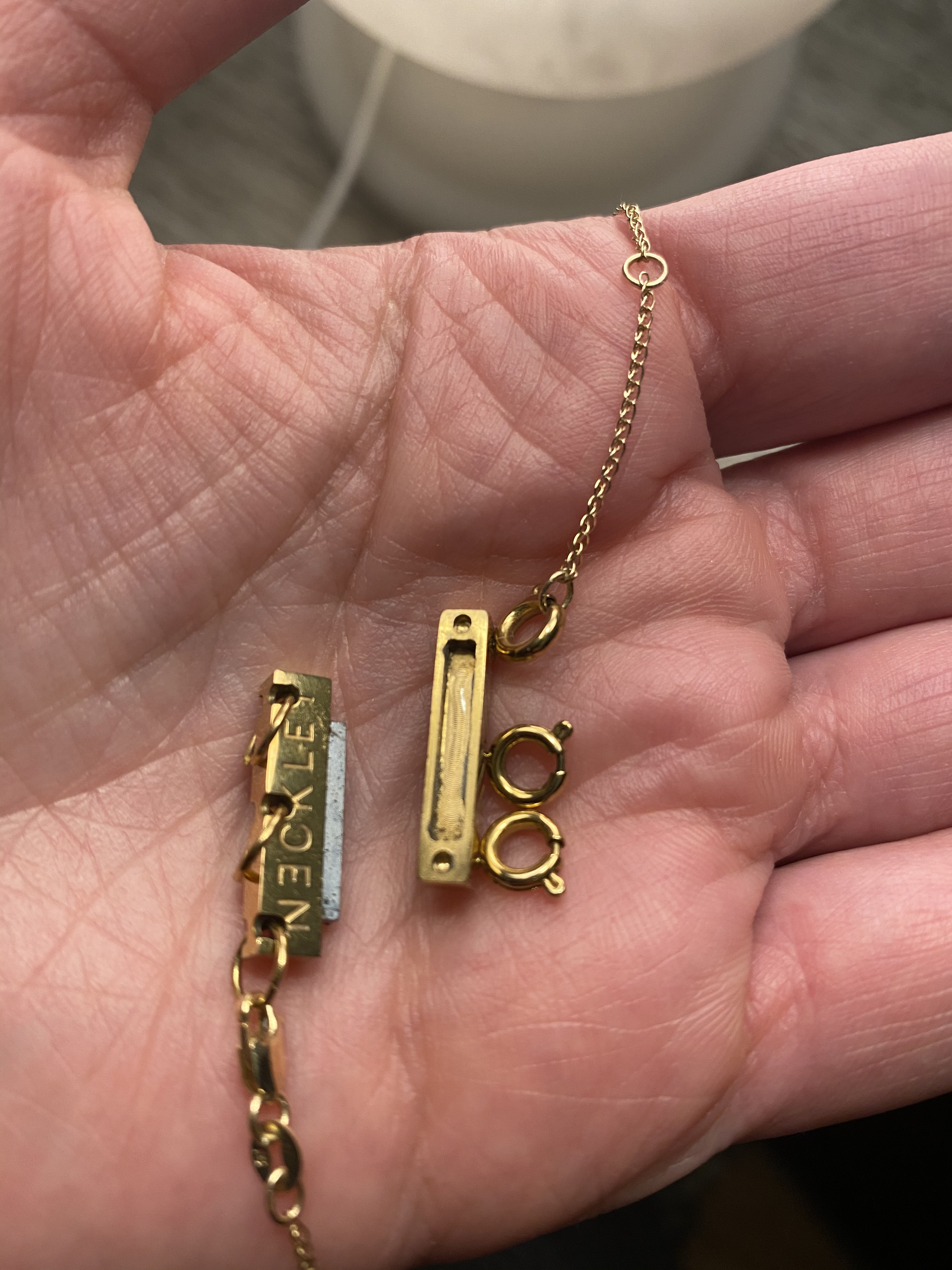 Necklet Triple Necklace Layering Clasp, Gold | Amazon (US)