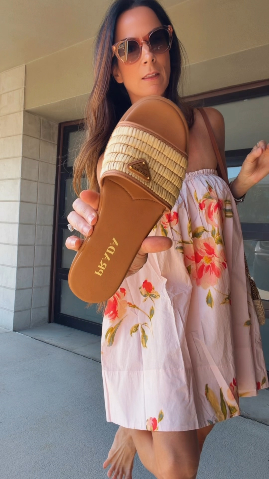 pink florals, sunkissed skin, and a dinner reservation with my name on it 🌸🍸
sometimes the outfit really does set the mood for the night ✨

#DinnerLook #OOTDStyle #SummerStyle #CoastalChic #NicoleColeeStyle

#LTKdayinmylife #LTKgrwm #LTKootd