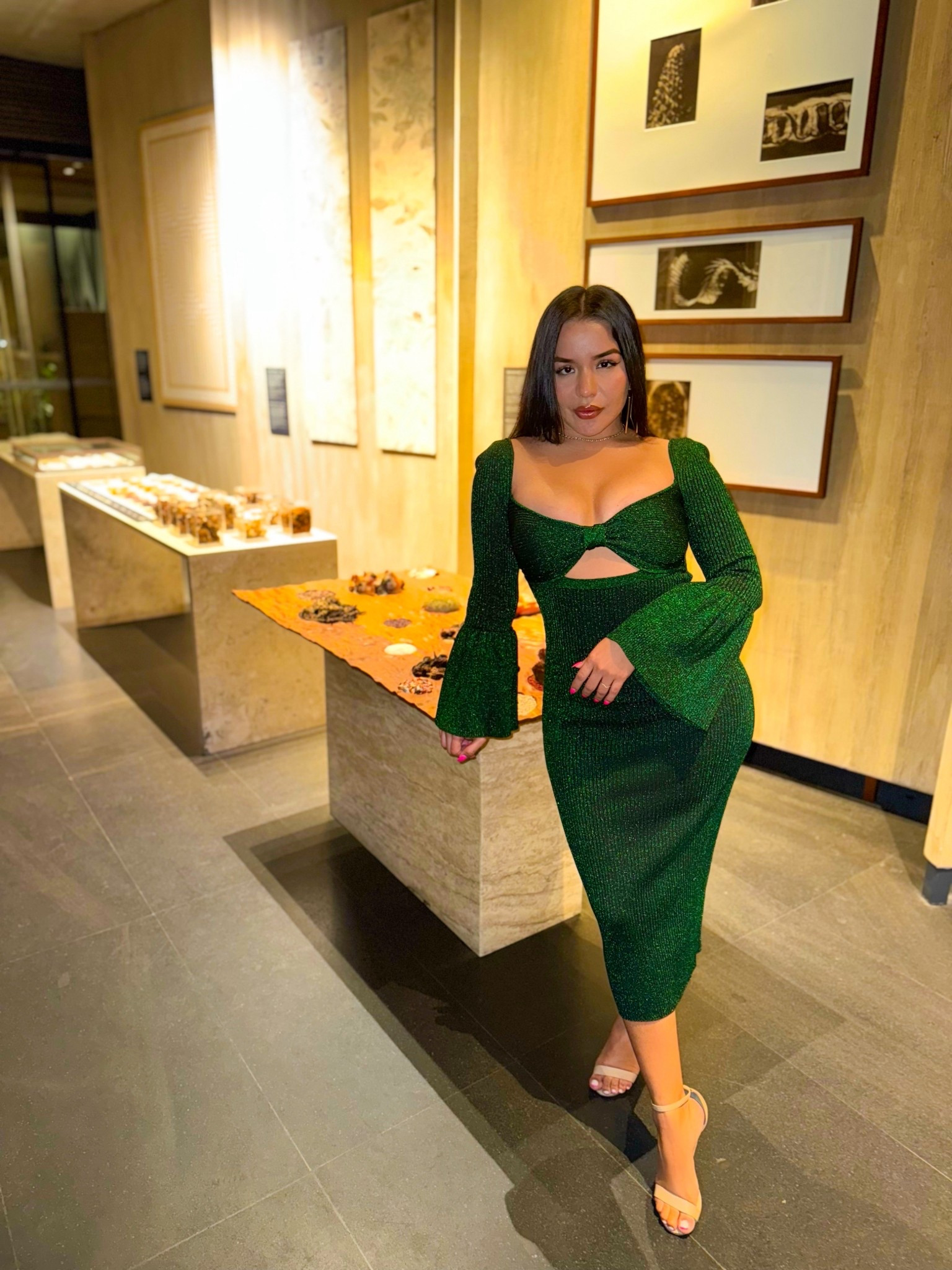 Size down. Really stretchy. 

#LTKHoliday #LTKGiftGuide #LTKdayinmylife