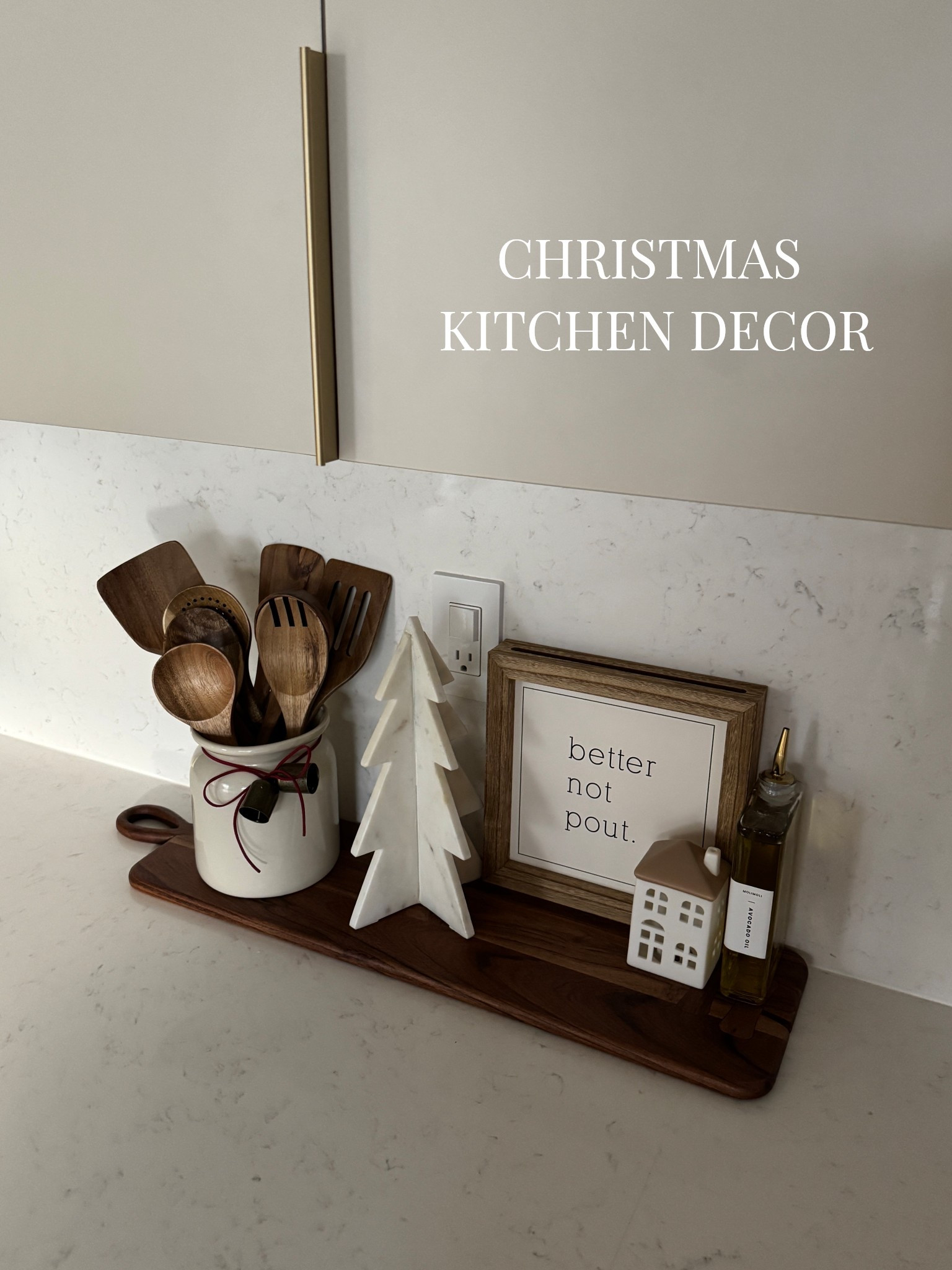 Christmas decor #kitchendecor 

#LTKHoliday #LTKSeasonal #LTKHome