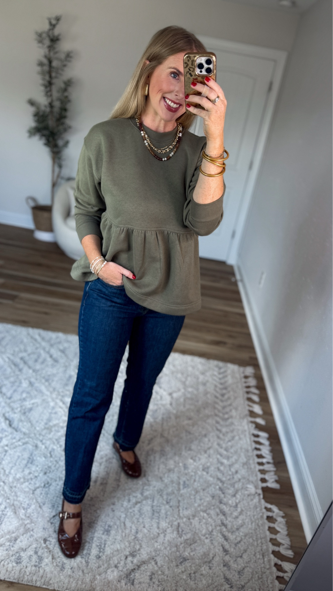 Daily try on, Walmart outfit, Walmart fashion, Walmart try on, scenario, fleece peplum sweatshirt

#LTKootd