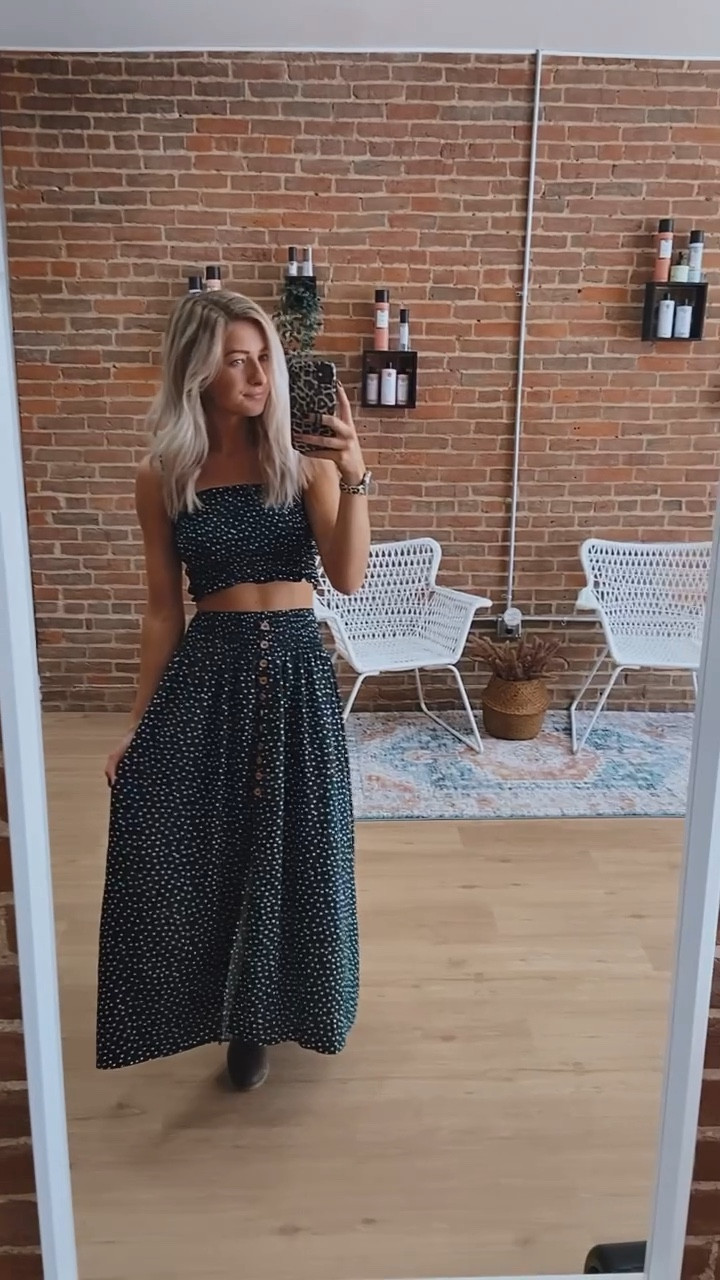 This top & skirt combo 😍
One of my favorite Shein finds. Wear it with sandals over the summer or add some fall ankle booties for the fall. This dress does it all.
Wearing a small / fits true to size 
5”7 130lbs

#LTKFind #LTKworkwear #LTKunder50