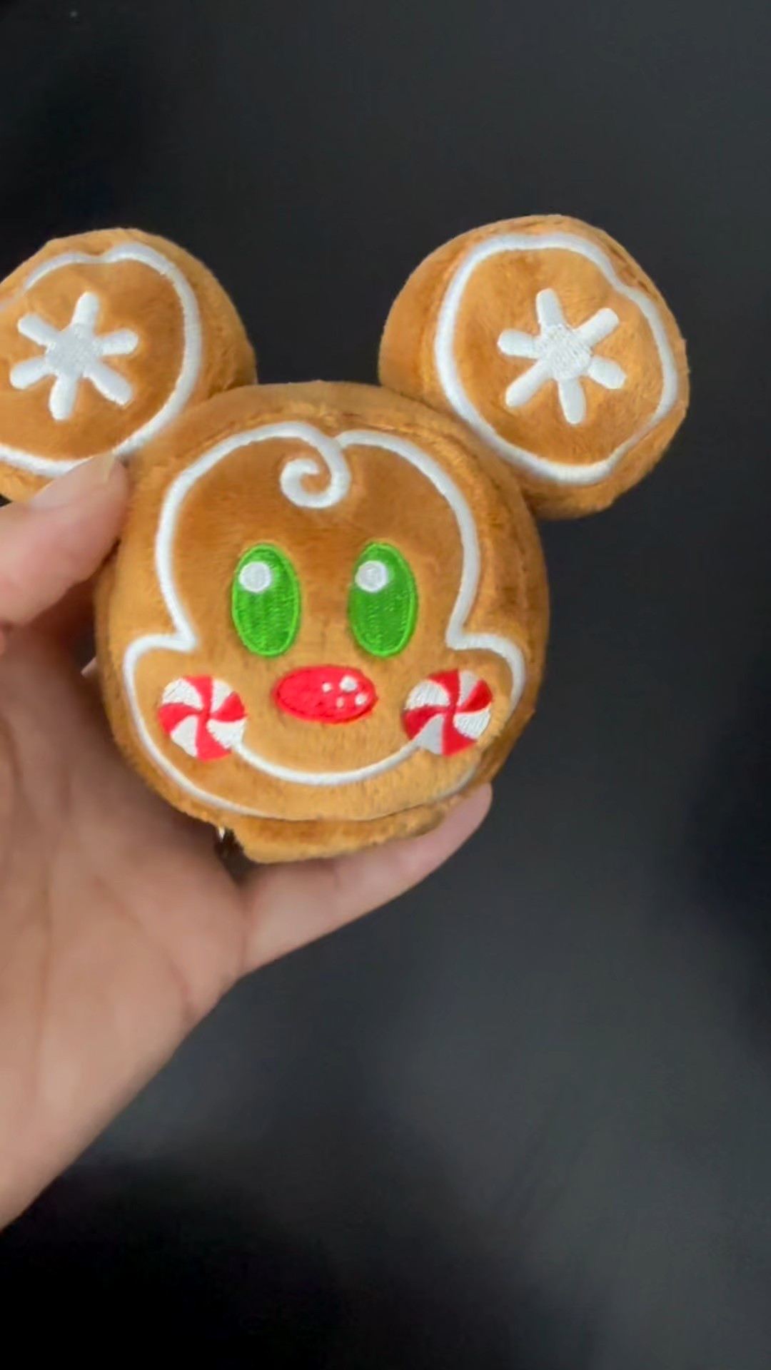 Christmas crafting with a side of sparkle—this gingerbread never looked so cute ✨🎄
#christmas #crafting #bling 

#LTKSeasonal #LTKdayinmylife #LTKHoliday