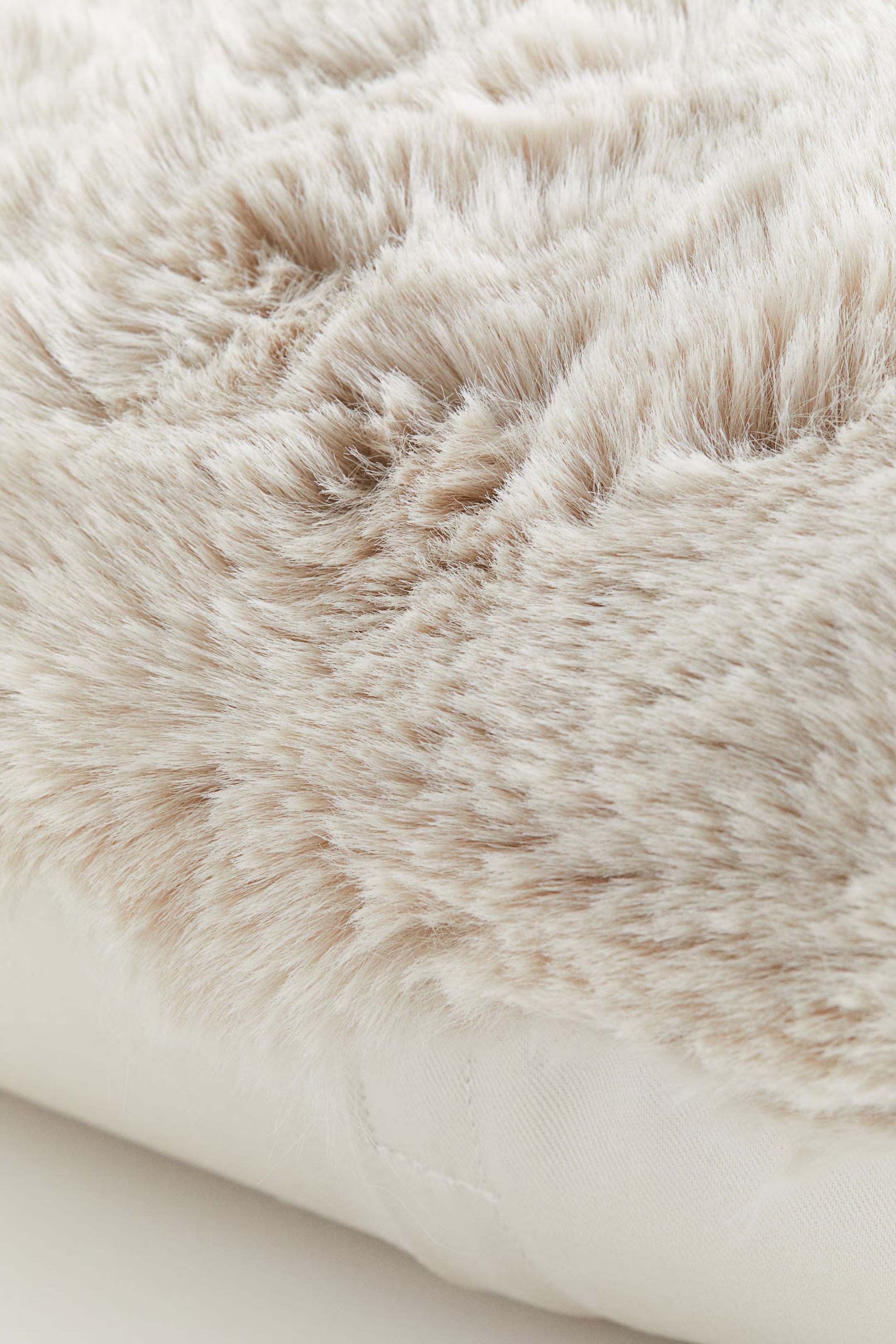 Fluffy Cushion Cover | H&M (US + CA)