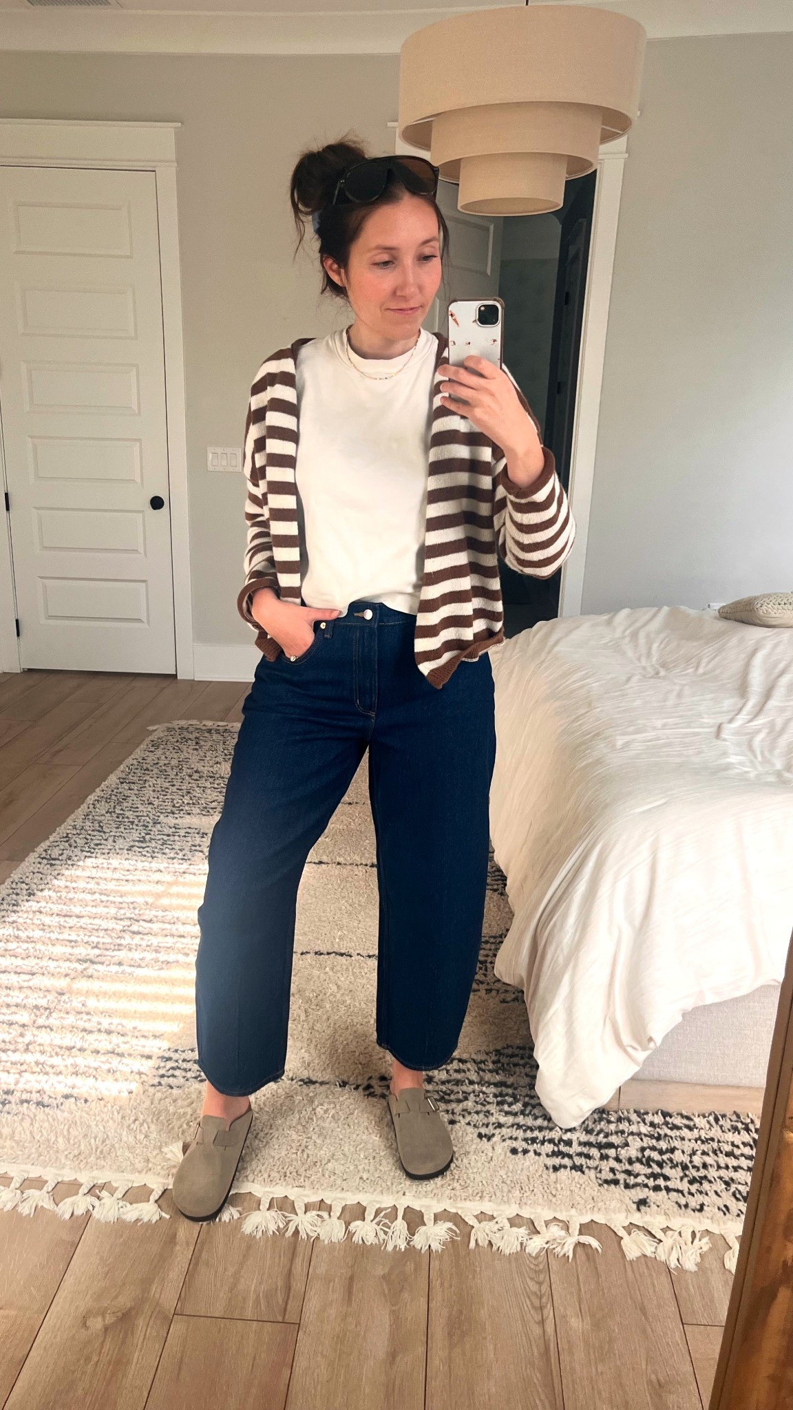 Mom style, mom ootd, mom fashion, motherhood style, mom life , cardigan finds, inexpensive finds, great deals 

#LTKMidsize #LTKootd #LTKmomlife