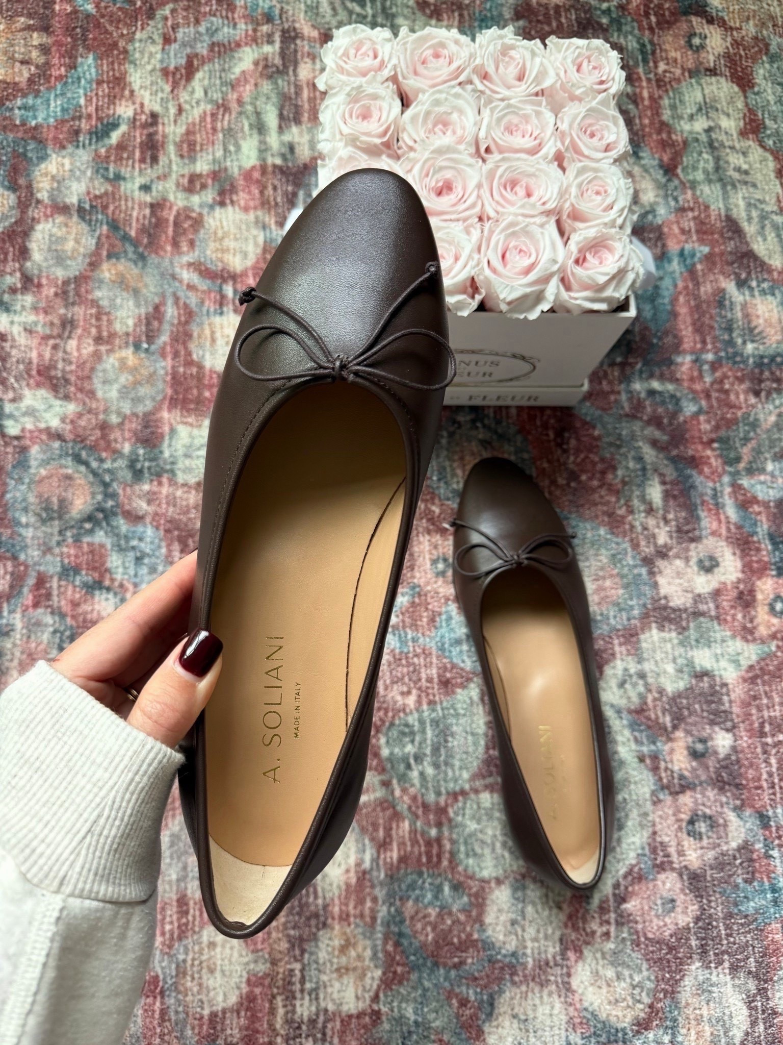 These A Soliani flats are so comfy!! I am a 7.5 and had to size up to 38.5




#LTKGiftGuide #LTKSeasonal #LTKHoliday