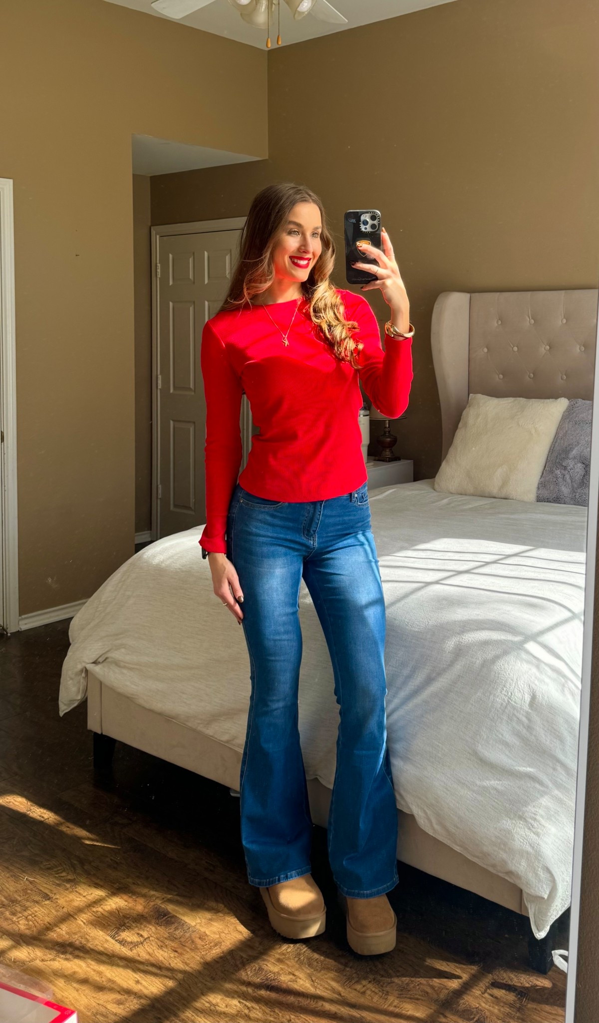 Winter looks. Winter outfit. Christmas outfit. Christmas style. Tall girl jeans. UGG boots. Platform UGGs.

#LTKTall #LTKHoliday #LTKSeasonal