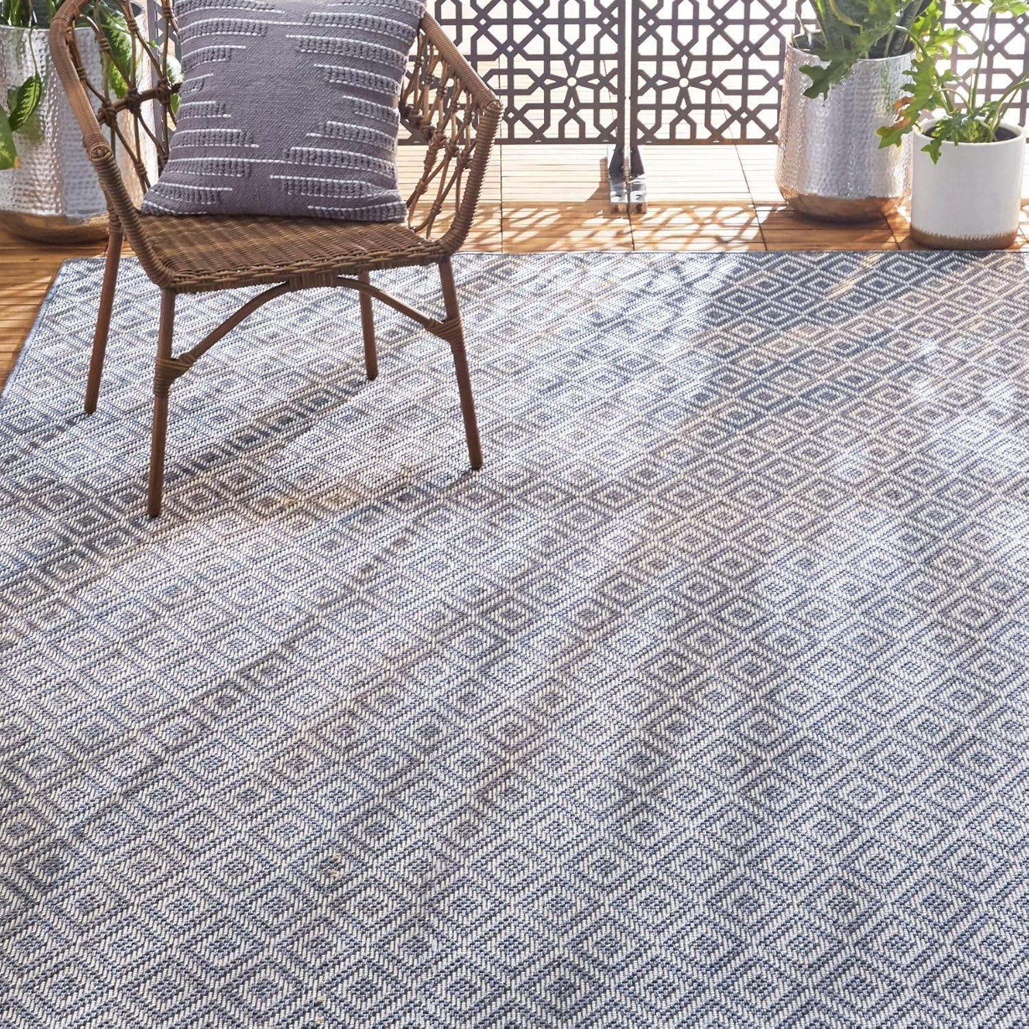 Home Dynamix Tripoli Lydia Modern Indoor/Outdoor Area Rug, Denim/Cream, 6'6"x9'6" Rectangle | Amazon (US)