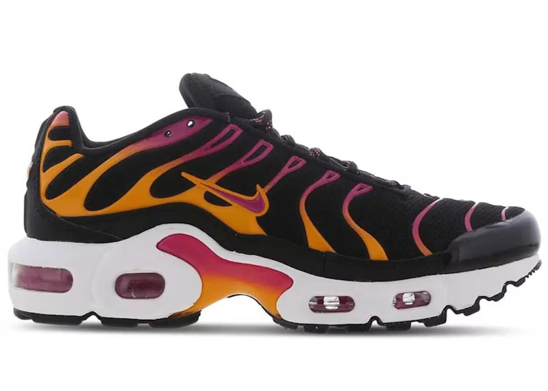 Nike Air Max Plus Active Pink Sneakers in Black/Kumquat/White | StockX