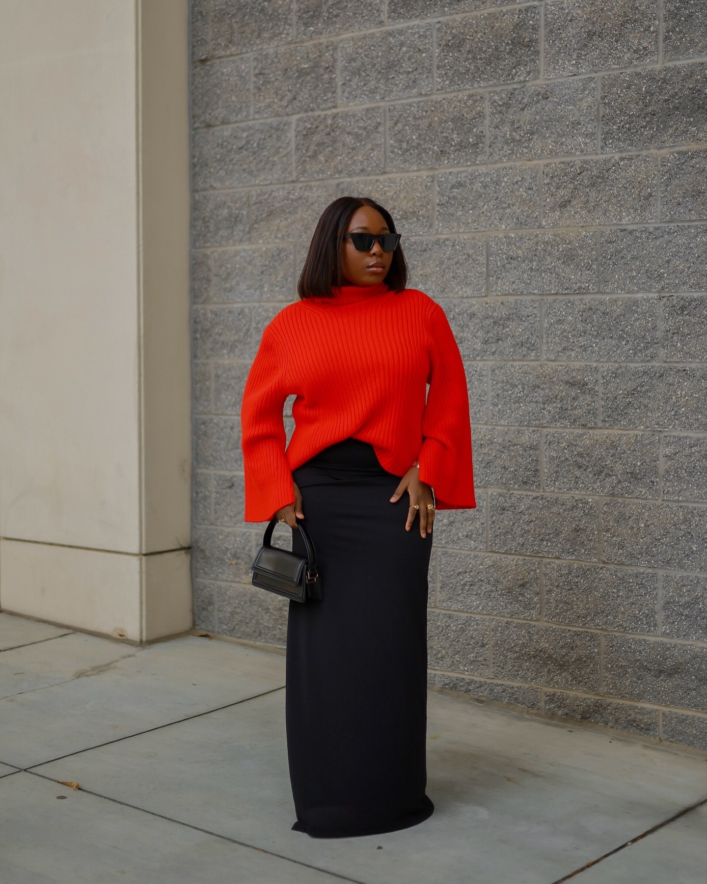 Felt cute, but it’s a daily thing ♥️💫

Skirt @meshki 
Sweater @hm 
Bag @tjmaxx

#LTKHoliday #LTKStyleTip #LTKBeauty