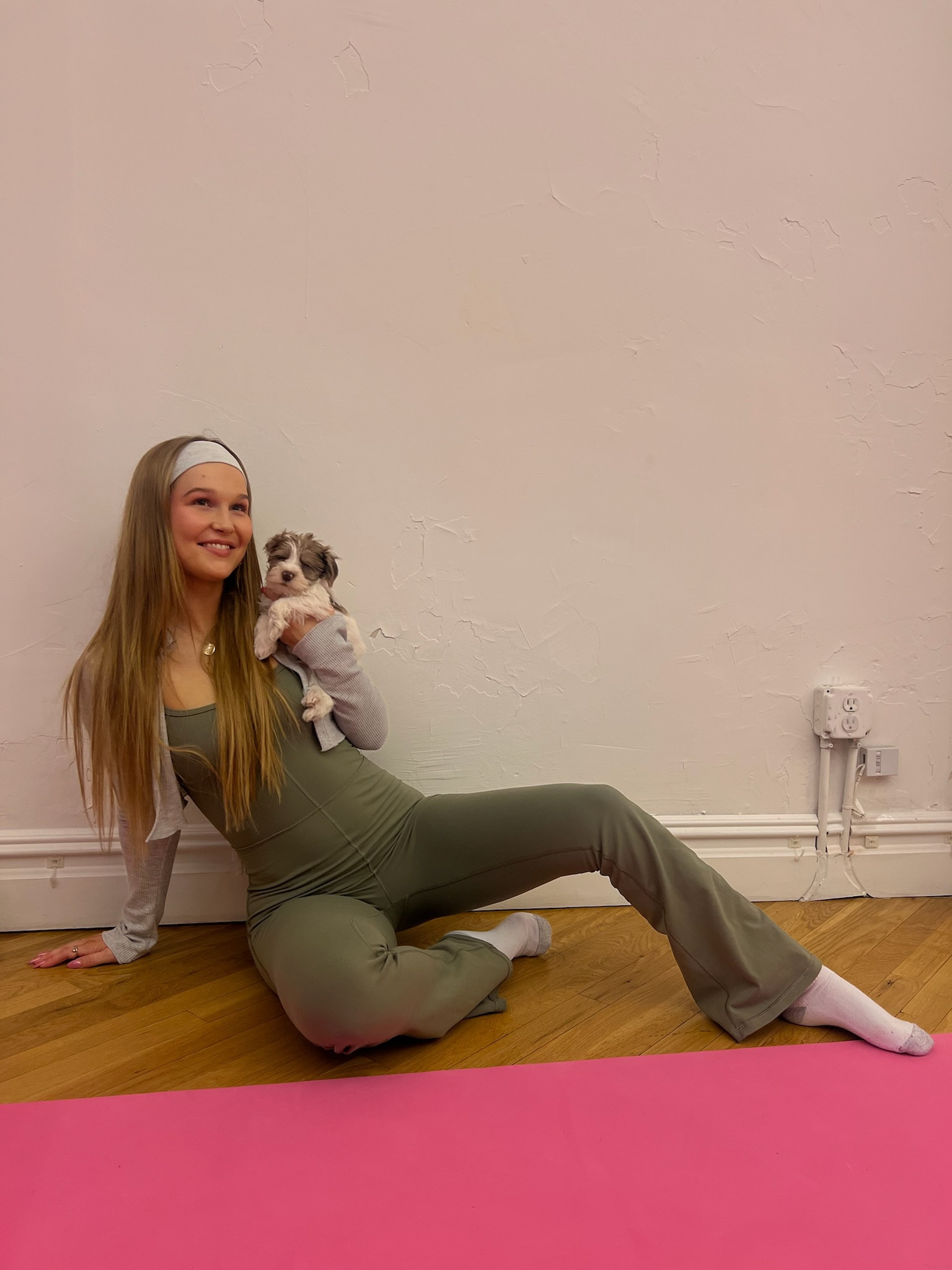 Puppy loveeee 🥹💘🐾


#LTKSaleAlert #LTKFindsUnder50 #LTKSeasonal