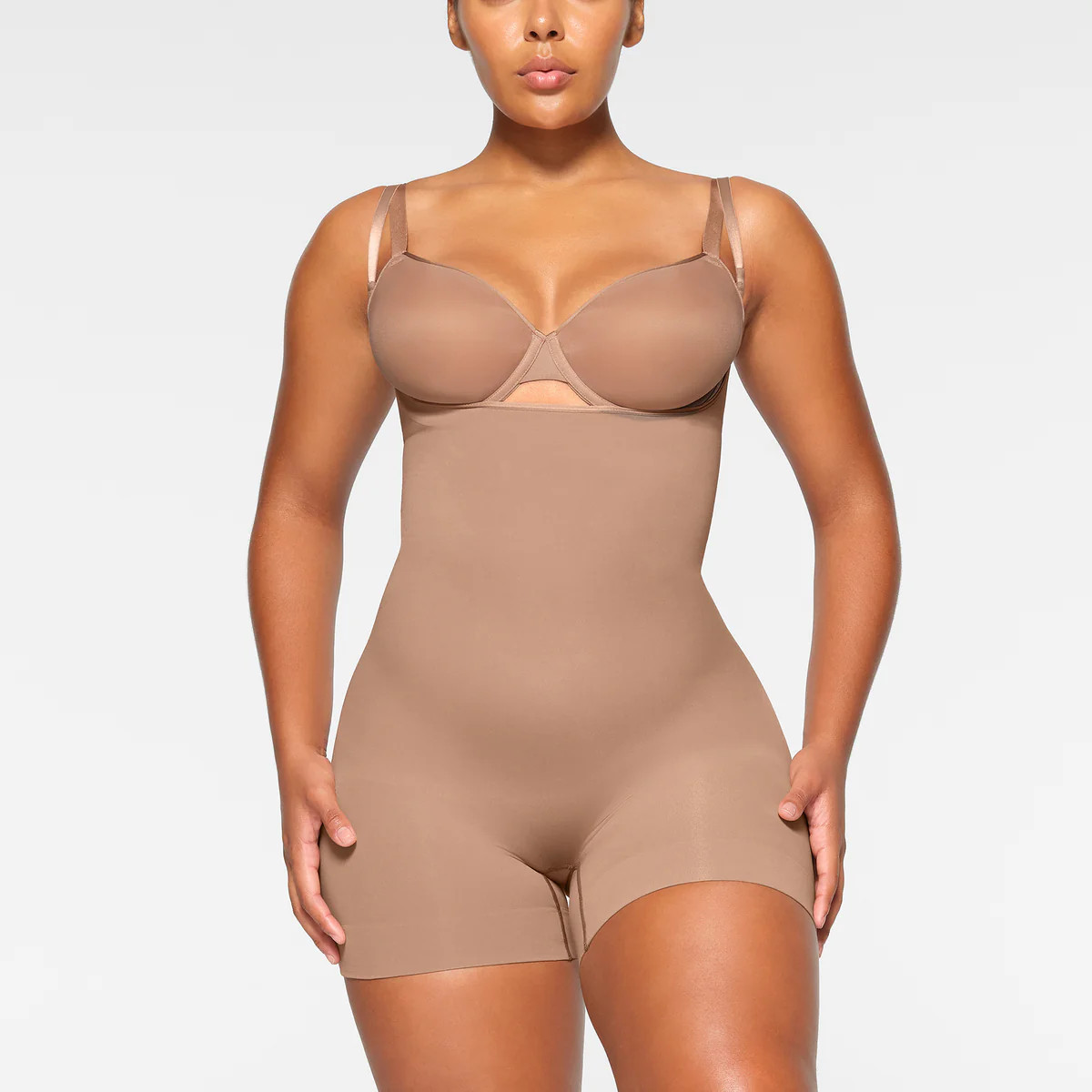 OPEN BUST SHORTIE BODYSUIT | SKIMS (US)