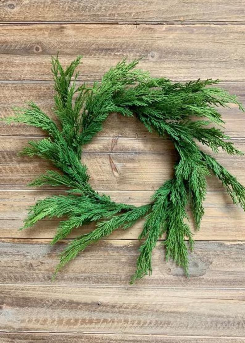 16 Fresh Touch Whispy Cedar Wreath/green Artificial - Etsy | Etsy (US)
