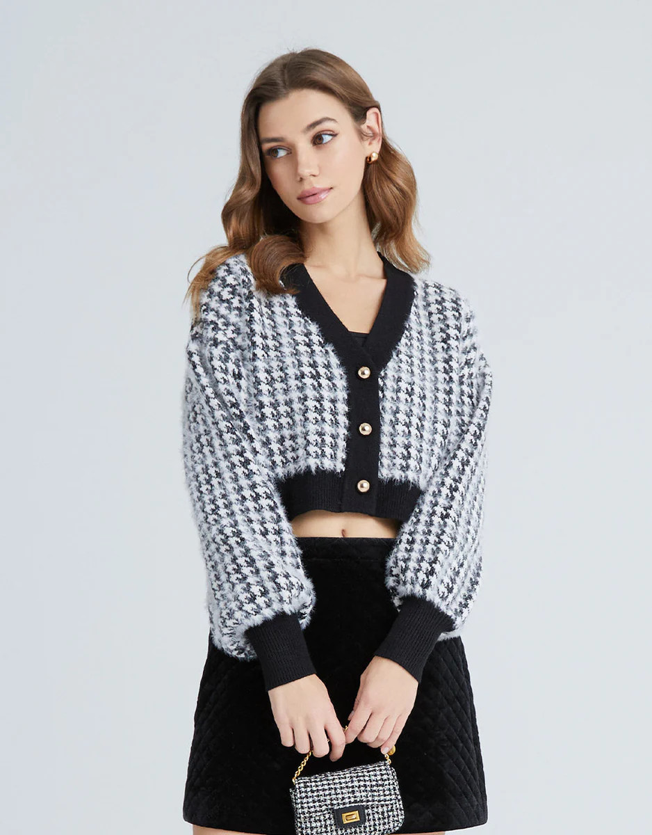 Fluffy Houndstooth Pattern Contrast Trim Cardigan (SELECT SIZE FOR PRE-ORDER) | Urban Revivo