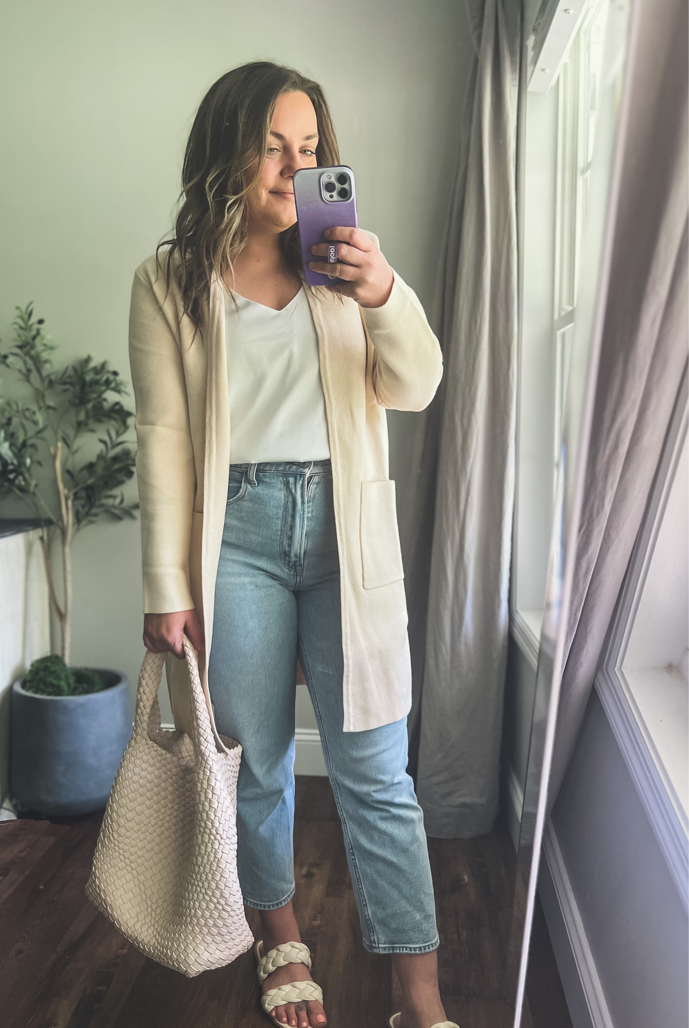 Some of my favorite jeans are on sale from Abercrombie. These fit tts. Paired it with my favorite amazon cardigan for a great fall outfit.  Fall outfit, fall fashion, fall style. 






Fall outfits 
Fall fashion 
Fall style 
Fall wedding guest dress 
Midsize fashion 
Women’s tops 
Fall home 
Fall decor 

#LTKSale 

#LTKHoliday #LTKGiftGuide #LTKSeasonal