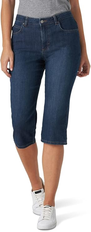 Lee Women's Relaxed Fit Capri Jean | Amazon (US)