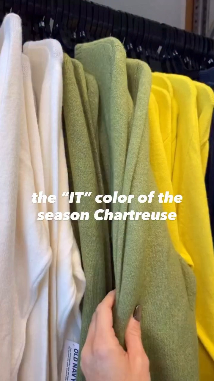 I found so many gorgeous chartreuse finds from Old Navy!  Chartreuse is about to have a MAJOR moment this season, right alongside rich burgundy, buttery yellow, chocolate brown and gorgeous deep teals. Think warm, moody, expensive-looking jewel tones mixed with those unexpected pops of color that make an outfit GOOD.  

 #LTKootd #LTKmomlife #LTKSeasonal