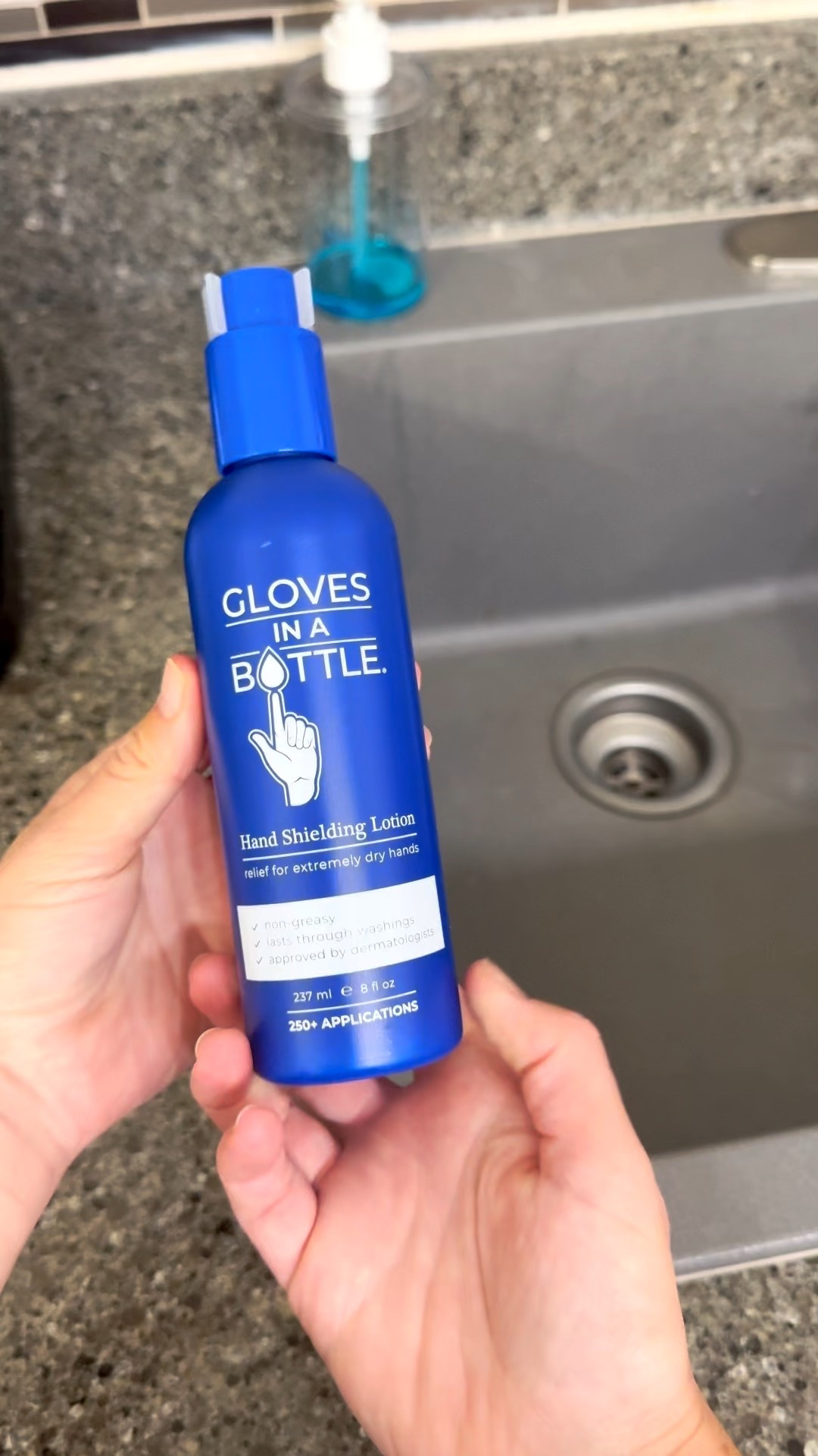 This lotion is the only thing saving my hands right now. Lightweight, protective, and lasts through washes.

#WinterSkinCare #LTKBeauty #DrySkinRelief #MomLifeEssentials #SelfCareSimple

#LTKBeauty #LTKselfcare #LTKGiftGuide