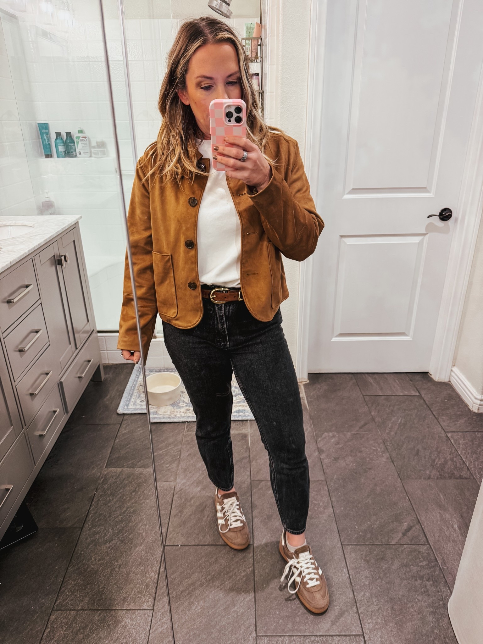 Simple cool weather style for spring

This @Aritzia tee is th GOAT - perfect for layering under jackets and blazers or on its own - wearing small

I will forever love these @abercrombie ankle skinny jeans, wearing my true size, 27 p

And adidas run about .5 large so I went down to a 7.5

#LTKOver40 #LTKPetite