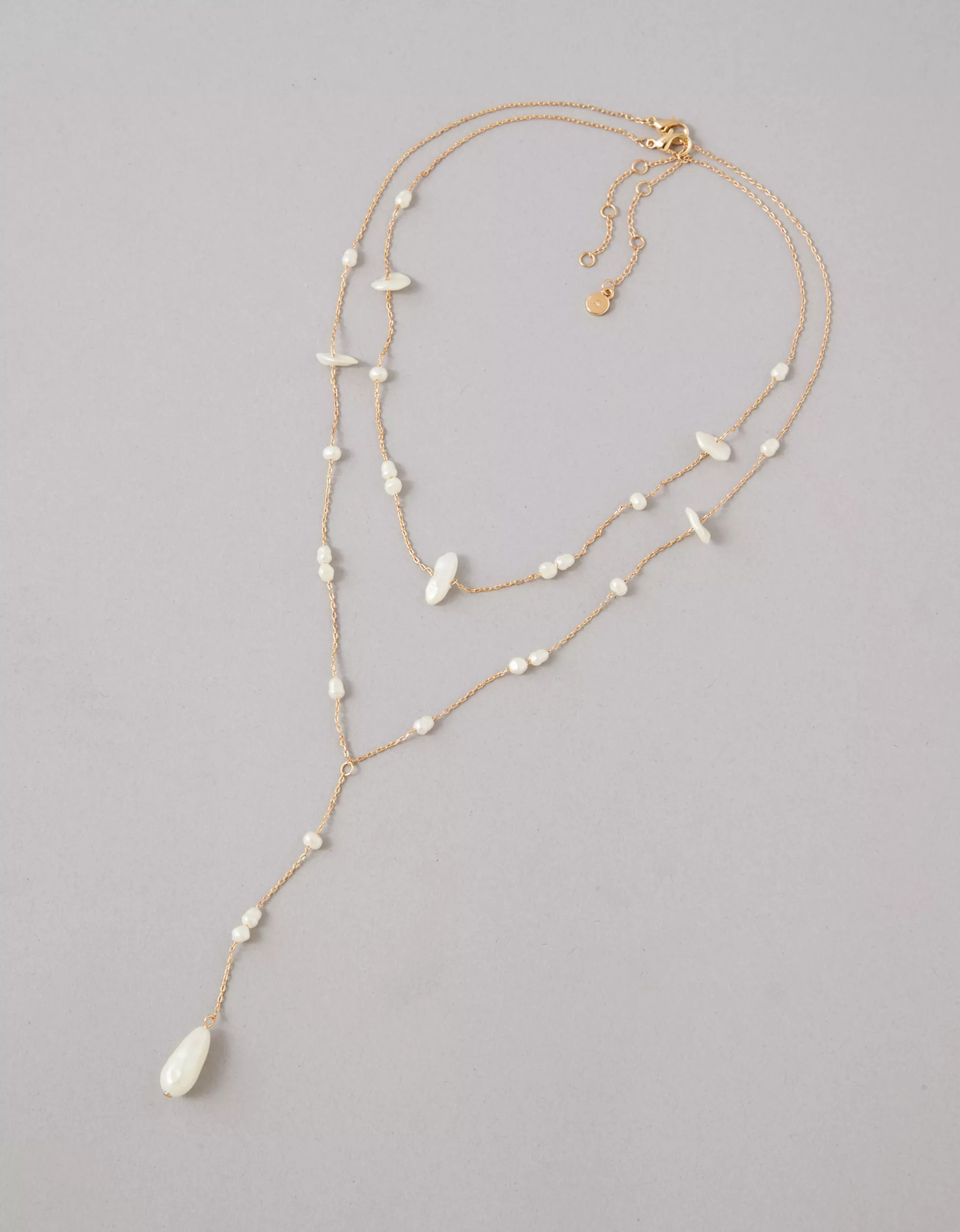 AEO Chipped Pearl Long Layered Necklace 2-Pack | American Eagle Outfitters (US & CA)