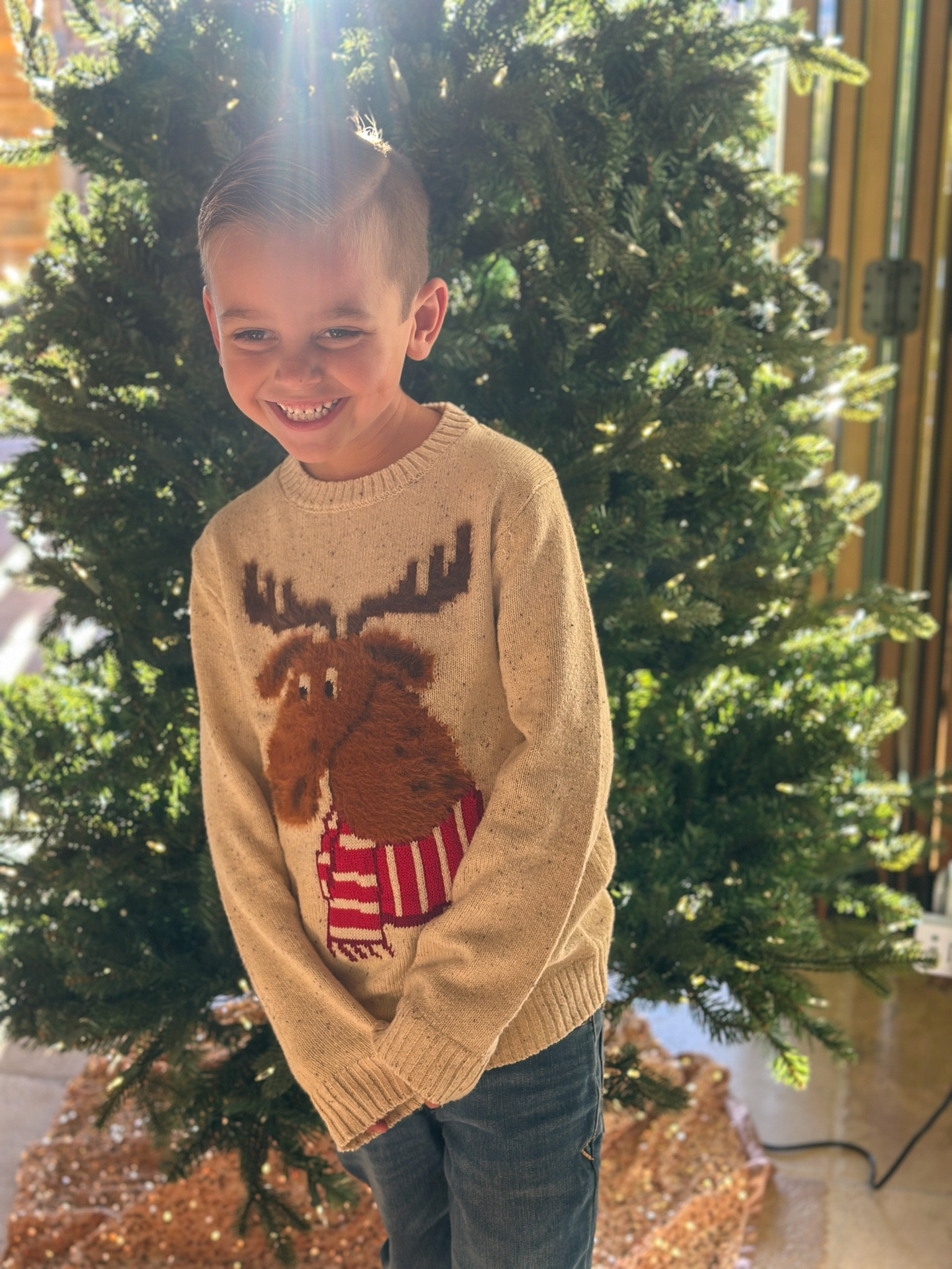 Here is a a super cute and simple family photo outfit idea. 
Plus everything is 30% off. 


#holidaycard #familyoutfits #holidaystyle #familystyle #holidayphotos #holidaycardoutfits #christmascard #christmasoutfit #kidsoutfits #christmassale #familyphotos #familylooks #boystyle #christmassweater #kidsweater

#LTKHoliday #LTKGiftGuide #LTKKids