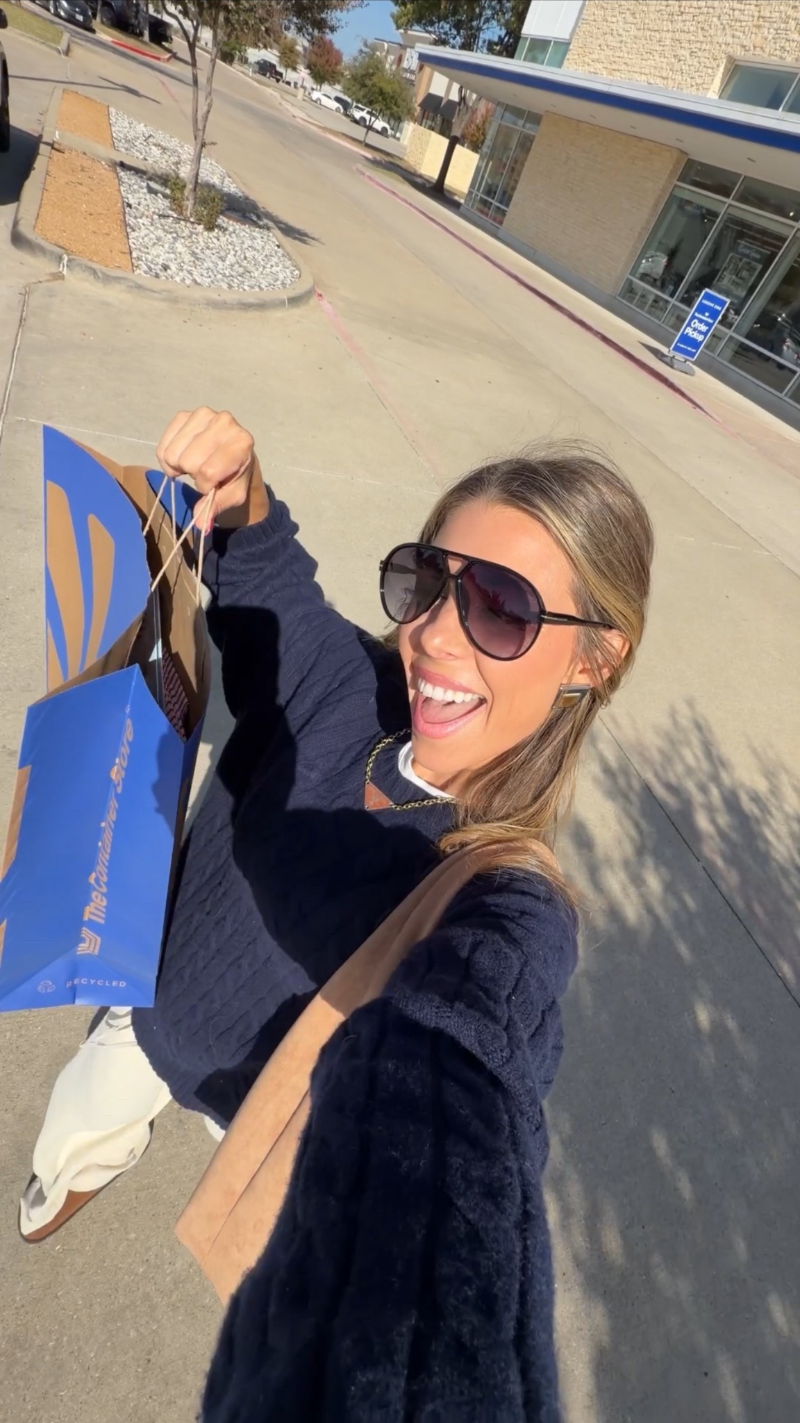 Cleaned up at @thecontainerstore in their gift wrap wonderland and under $25 stocking stuffers!! Sooo much is on sale right now too!  Linked what I grabbed and some other faves here! Def check it out if you need gorgeous gift wrap and gifts for anyone! #ad #paidlink #thecontainerstore 

#LTKGiftGuide #LTKdayinmylife #LTKHoliday