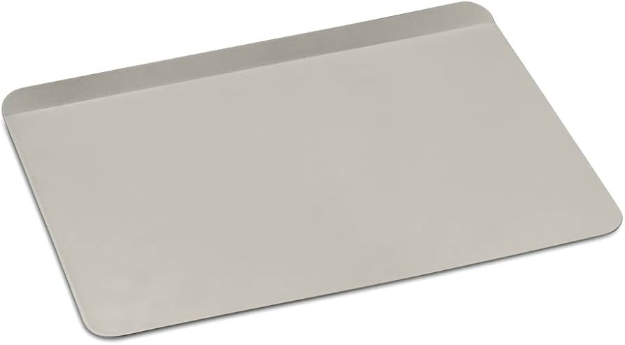 Cuisinart 17-Inch Chef's Classic Nonstick Bakeware Cookie Sheet, Champagne | Amazon (US)