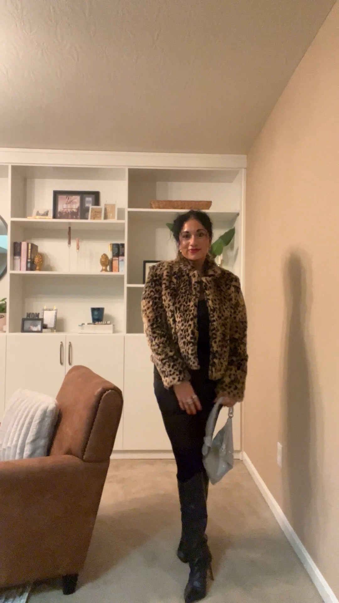 Girls night outfit  
Leopard faux fur coat
Amazon lace shorts
Spanx tights
Schutz boots


#LTKgrwm #LTKGiftGuide #LTKHoliday