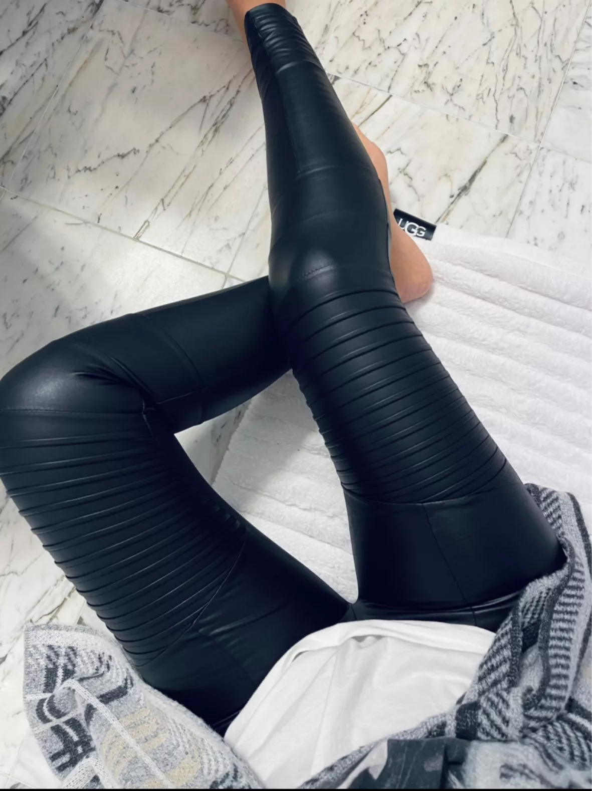 Plush Fleece Lined Liquid Moto Legging in Black